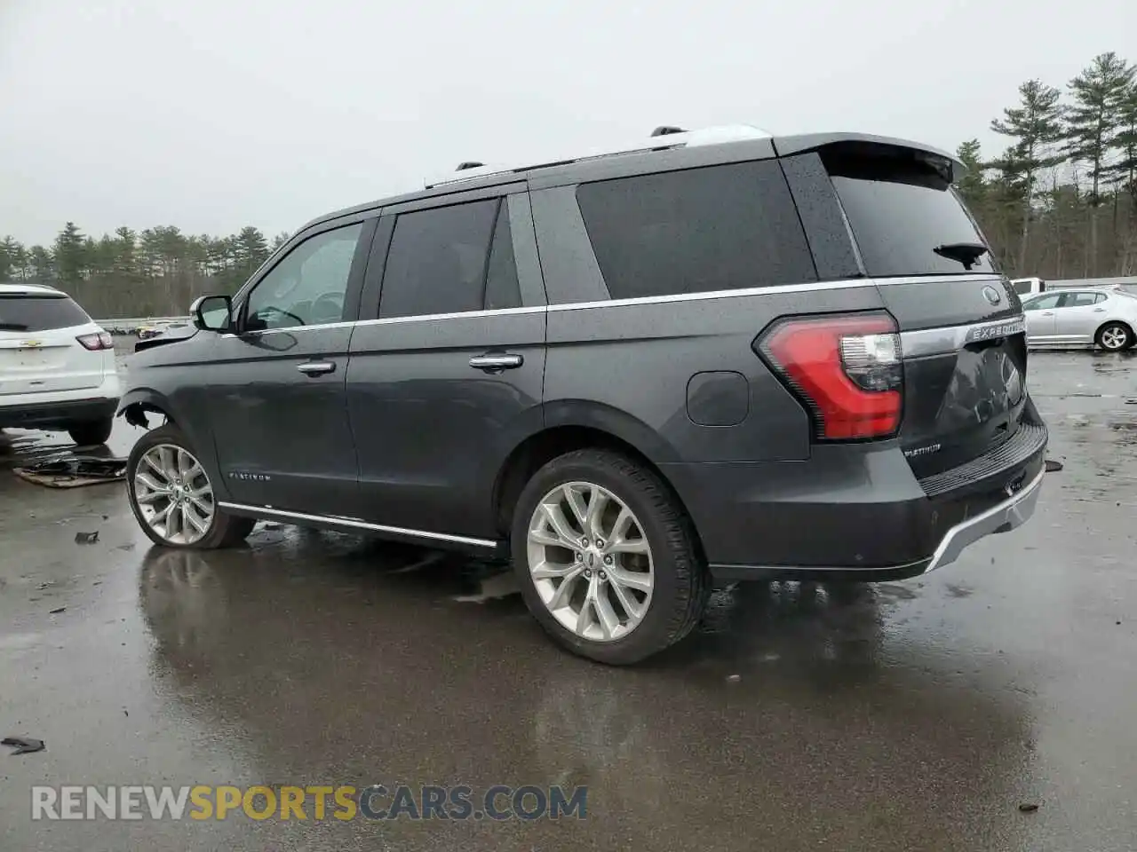 2 Photograph of a damaged car 1FMJU1MT7KEA23974 FORD EXPEDITION 2019