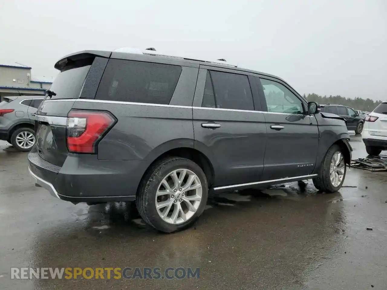 3 Photograph of a damaged car 1FMJU1MT7KEA23974 FORD EXPEDITION 2019