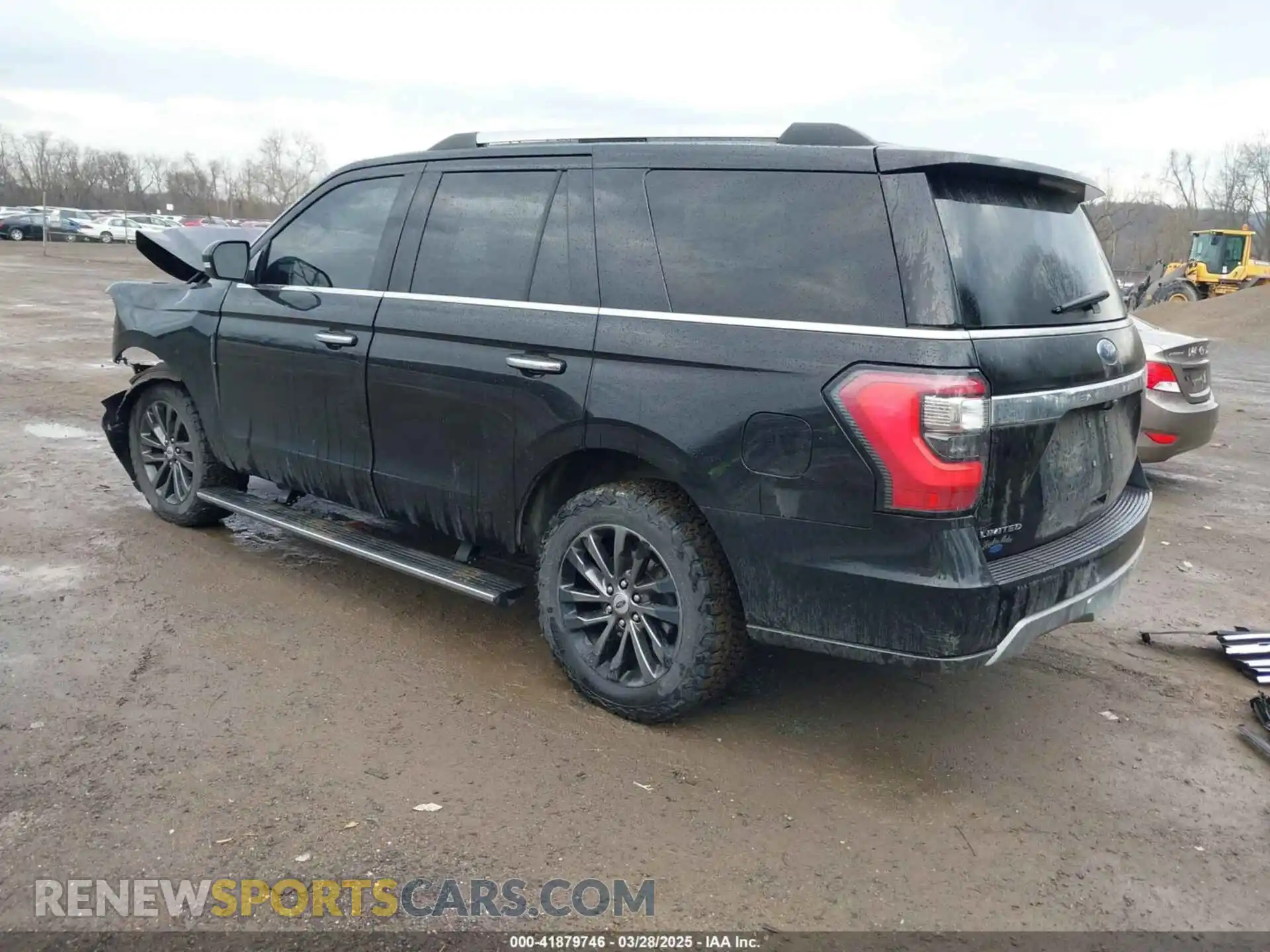 3 Photograph of a damaged car 1FMJU2AT8KEA20009 FORD EXPEDITION 2019
