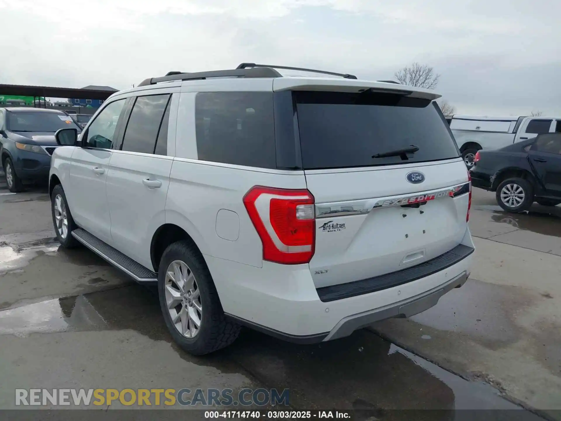 3 Photograph of a damaged car 1FMJU1HT0LEA80741 FORD EXPEDITION 2020