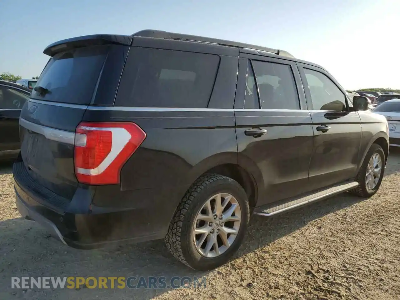 3 Photograph of a damaged car 1FMJU1HT1LEA66802 FORD EXPEDITION 2020