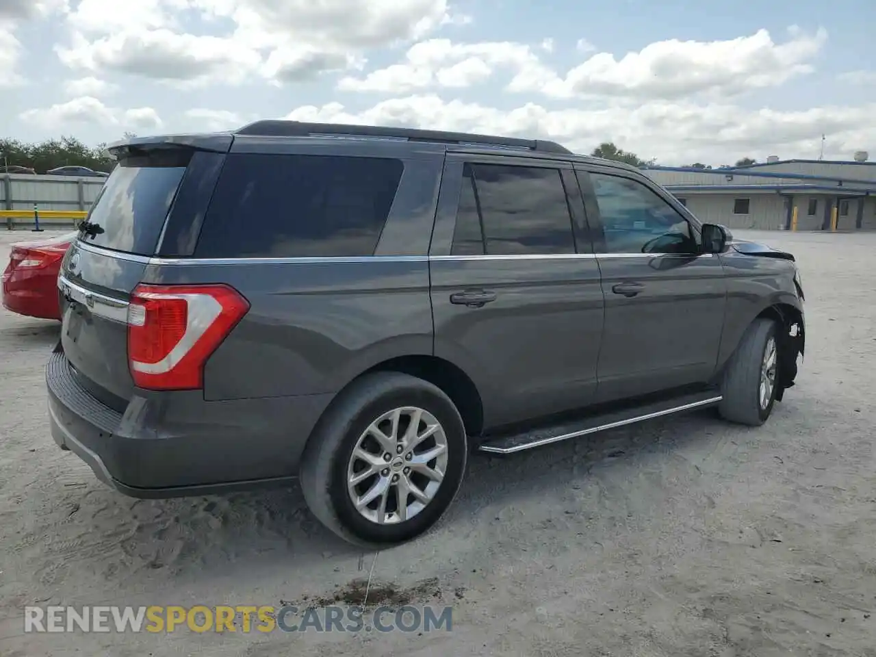 3 Photograph of a damaged car 1FMJU1HT3LEA70513 FORD EXPEDITION 2020