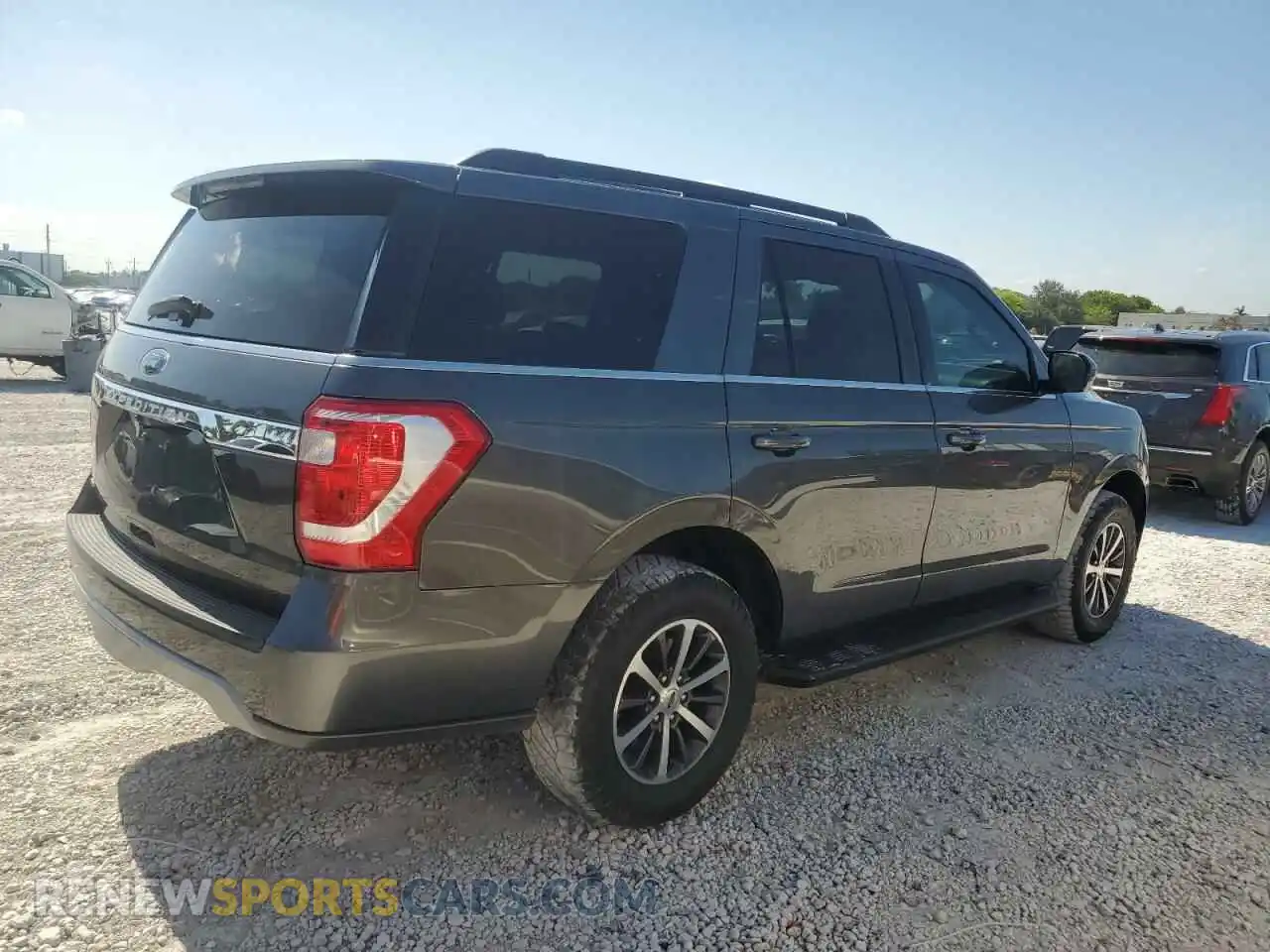3 Photograph of a damaged car 1FMJU1HTXLEA23155 FORD EXPEDITION 2020