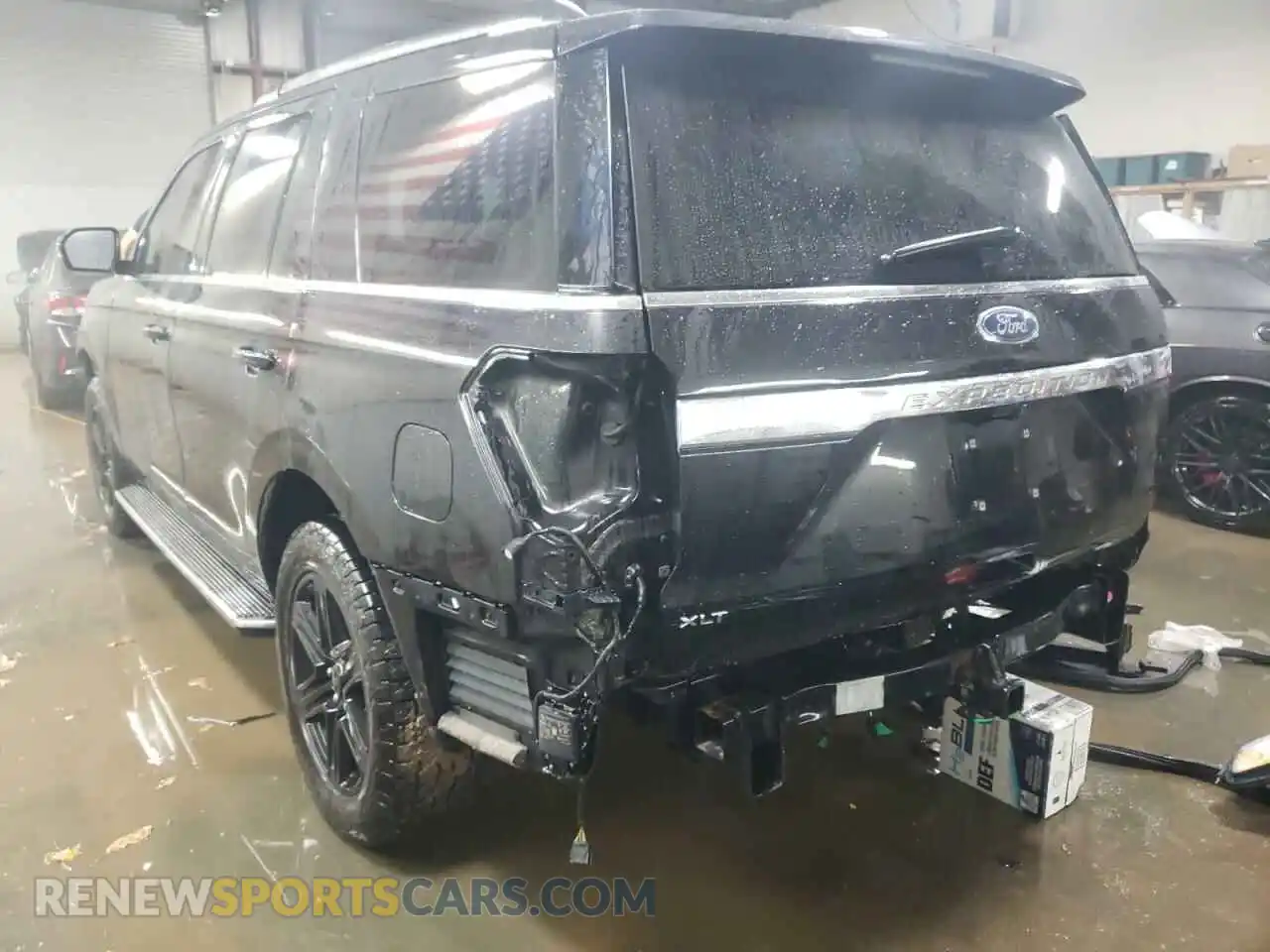2 Photograph of a damaged car 1FMJU1JT0LEA79776 FORD EXPEDITION 2020