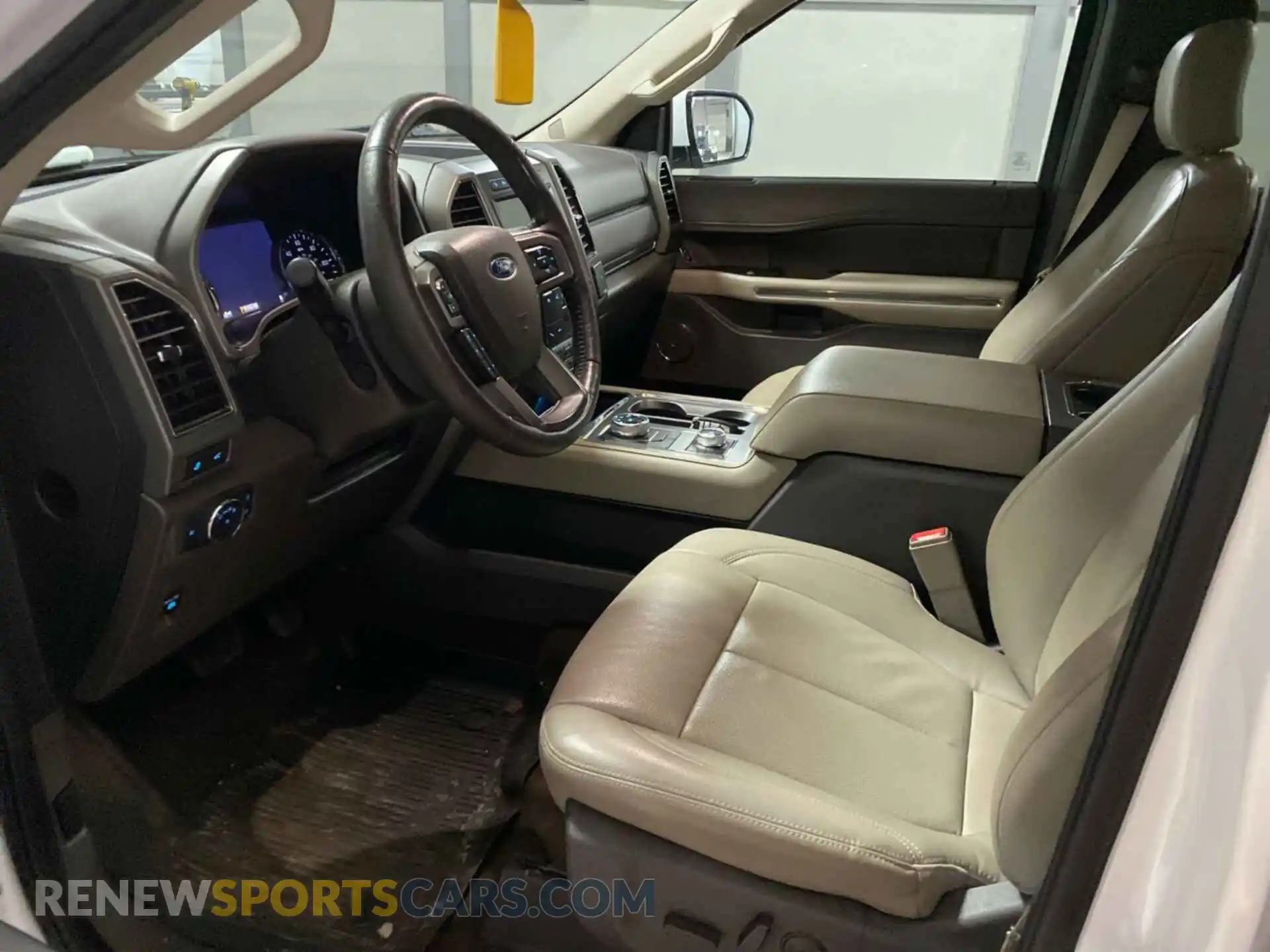 2 Photograph of a damaged car 1FMJU1JT5LEA22487 FORD EXPEDITION 2020