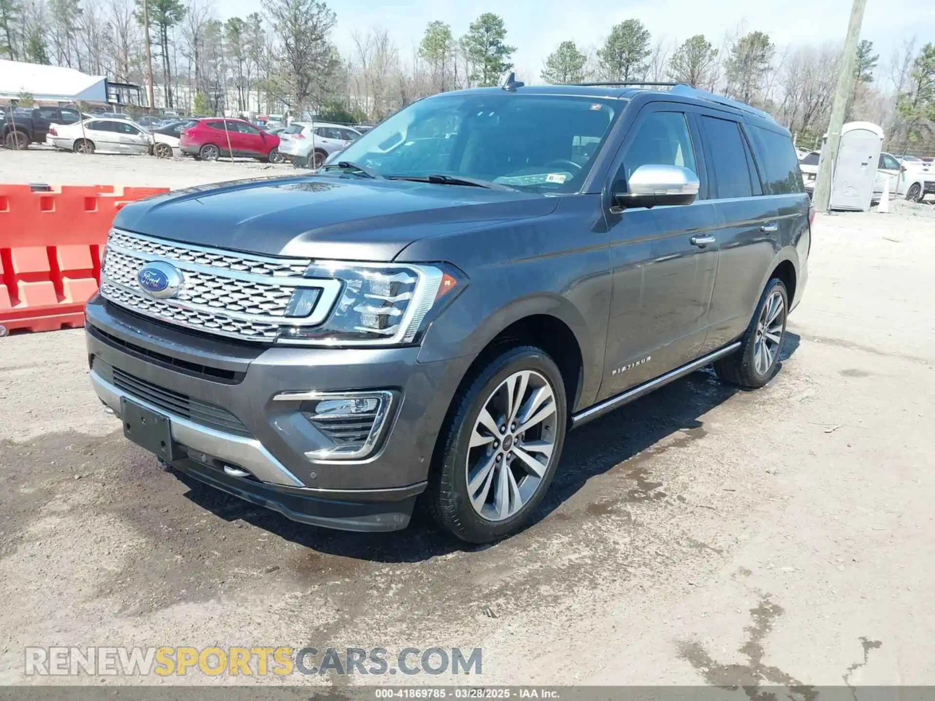 2 Photograph of a damaged car 1FMJU1MT3LEA55242 FORD EXPEDITION 2020