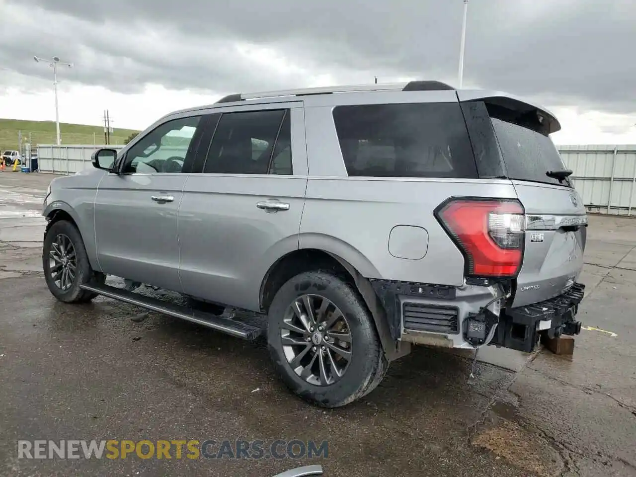2 Photograph of a damaged car 1FMJU2AT0LEA12665 FORD EXPEDITION 2020