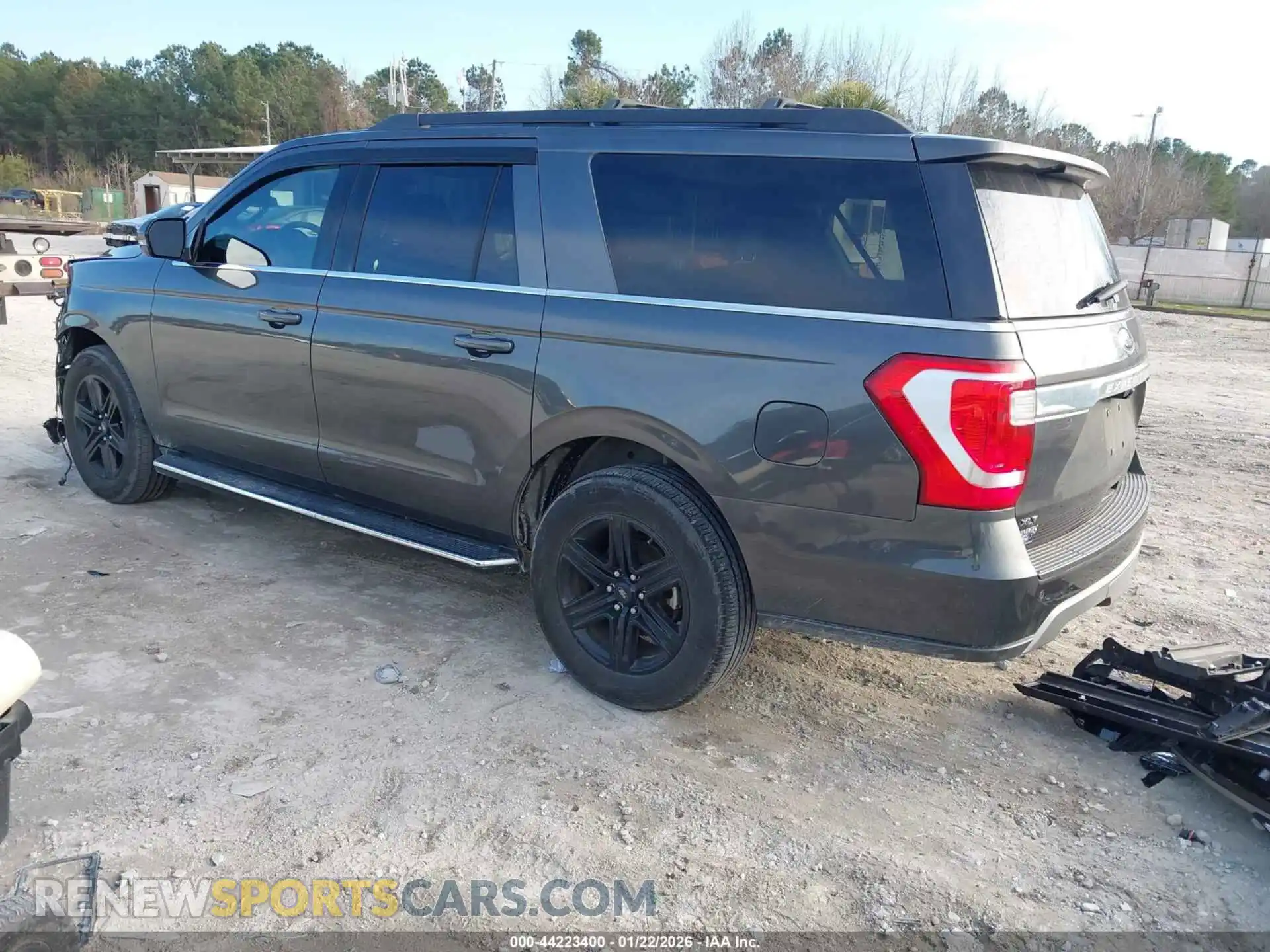 3 Photograph of a damaged car 1FMJK1HT1MEA82473 FORD EXPEDITION 2021