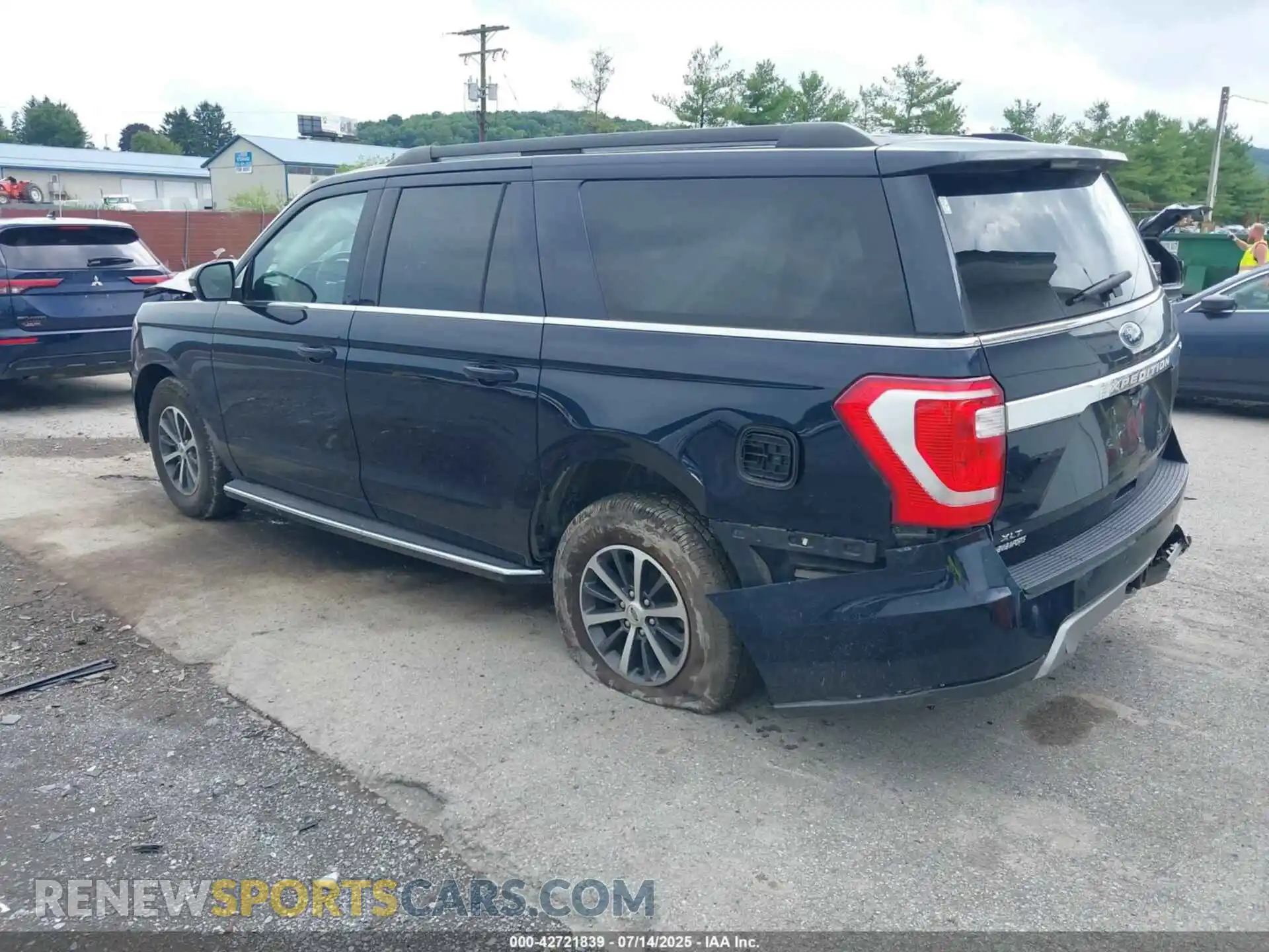 3 Photograph of a damaged car 1FMJK1JT6MEA37538 FORD EXPEDITION 2021