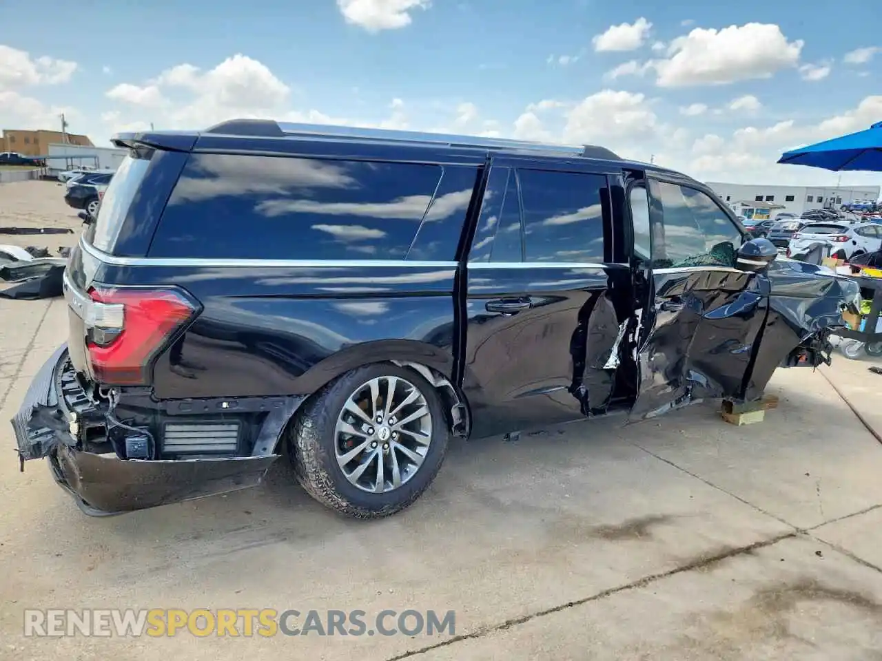 3 Photograph of a damaged car 1FMJK1KT4MEA41246 FORD EXPEDITION 2021