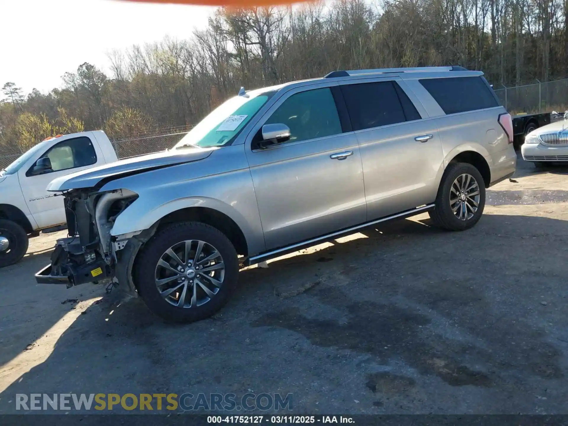 2 Photograph of a damaged car 1FMJK1KT4MEA72660 FORD EXPEDITION 2021