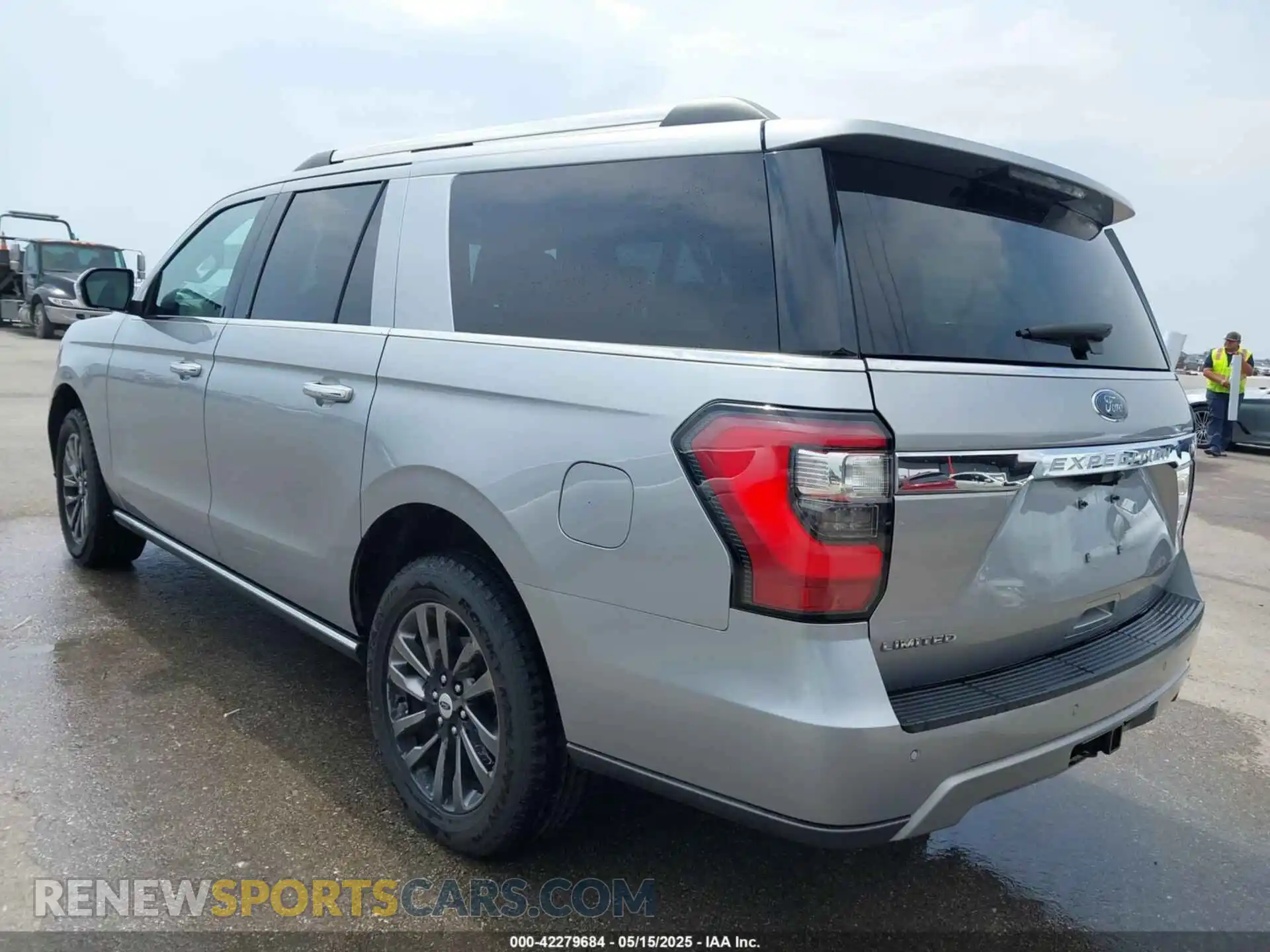 3 Photograph of a damaged car 1FMJK1KT7MEA09780 FORD EXPEDITION 2021