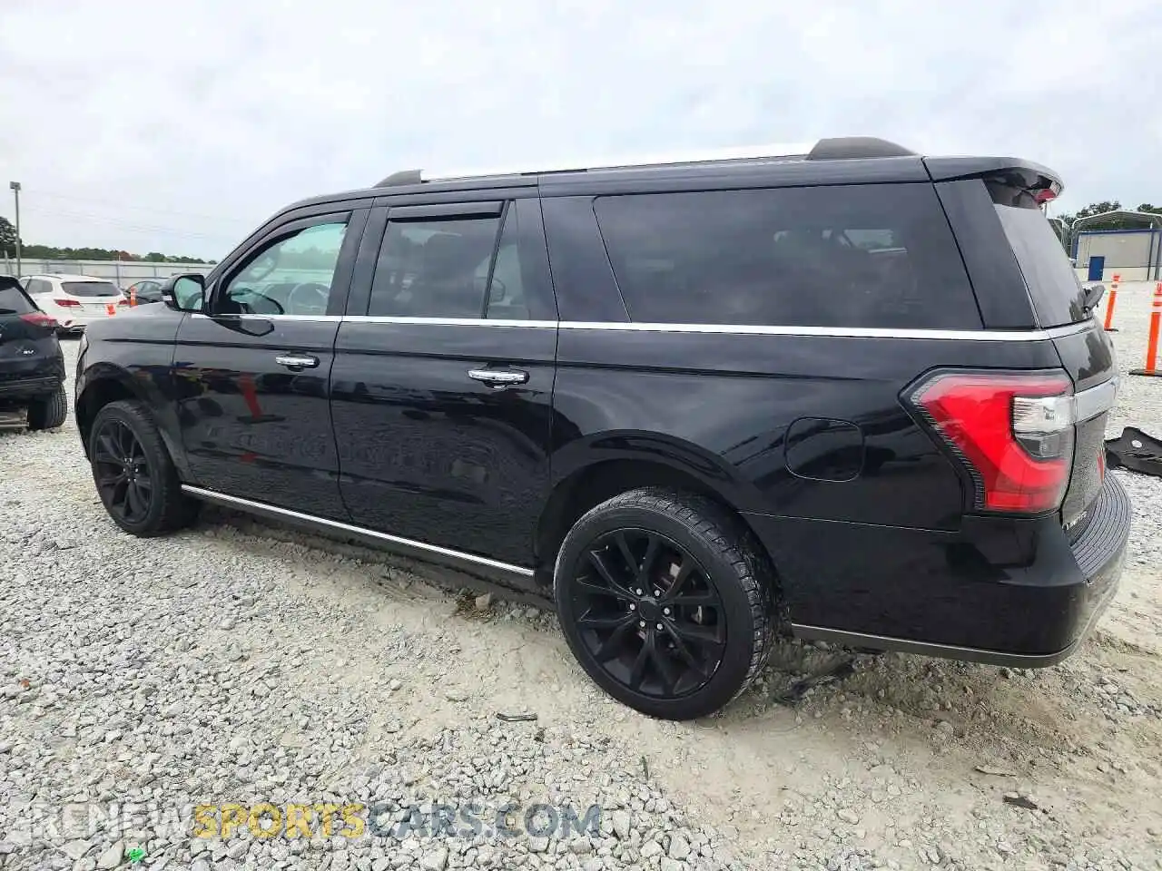 2 Photograph of a damaged car 1FMJK1KT8MEA09786 FORD EXPEDITION 2021