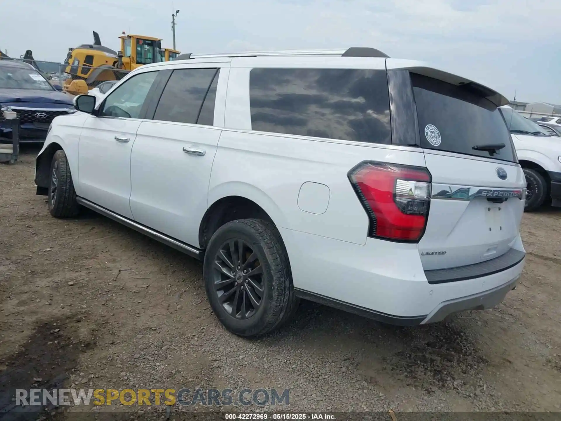 3 Photograph of a damaged car 1FMJK1KT8MEA18505 FORD EXPEDITION 2021
