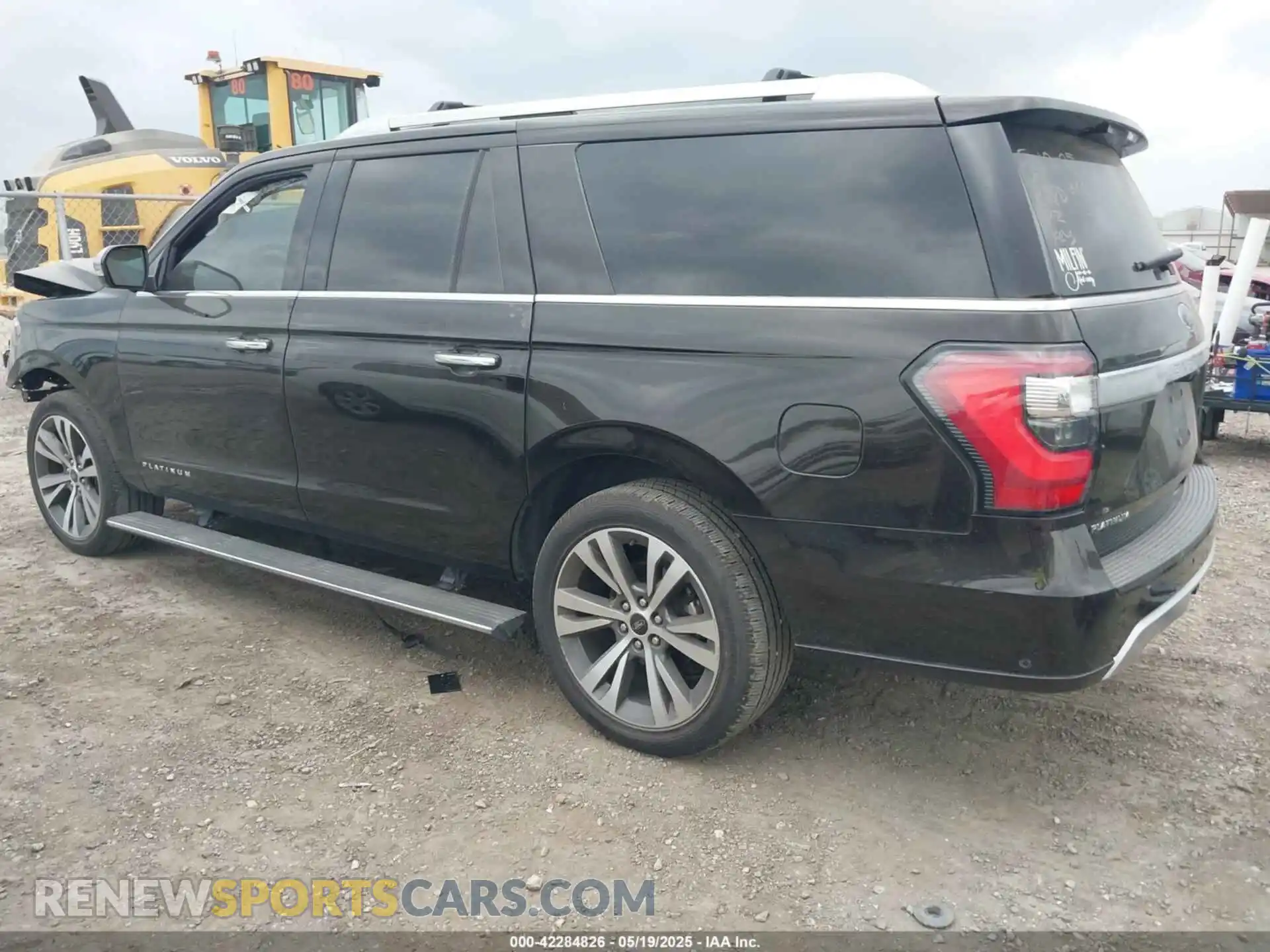 3 Photograph of a damaged car 1FMJK1MT7MEA33249 FORD EXPEDITION 2021