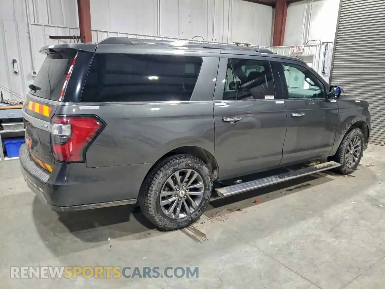 3 Photograph of a damaged car 1FMJK2AT7MEA39675 FORD EXPEDITION 2021