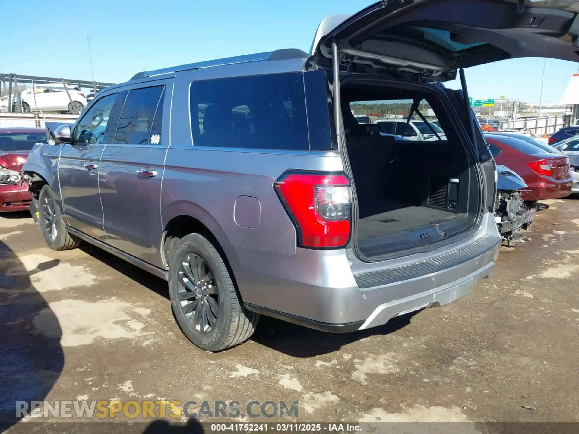 3 Photograph of a damaged car 1FMJK2AT9MEA37801 FORD EXPEDITION 2021