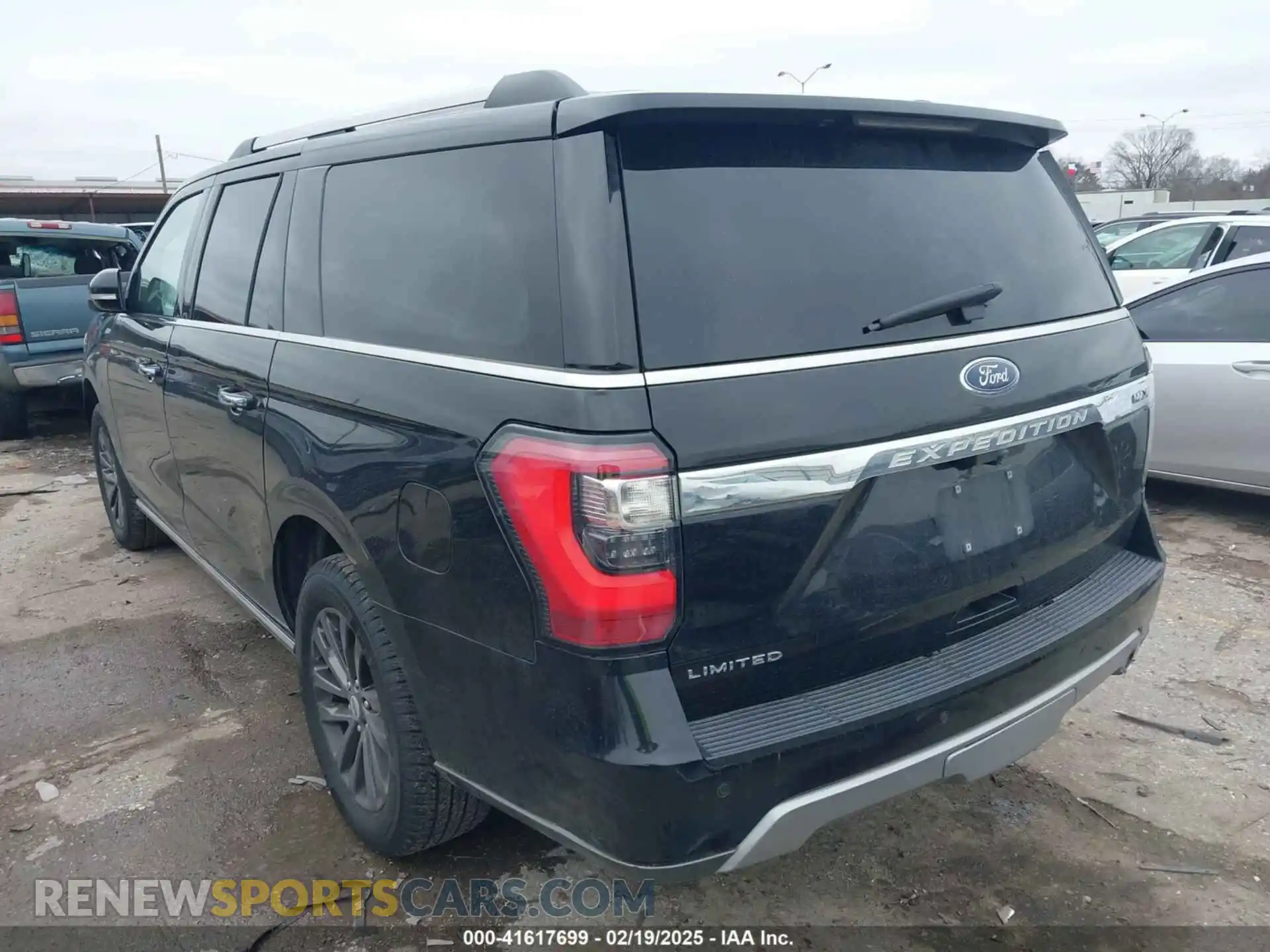 3 Photograph of a damaged car 1FMJK2AT9MEA38771 FORD EXPEDITION 2021