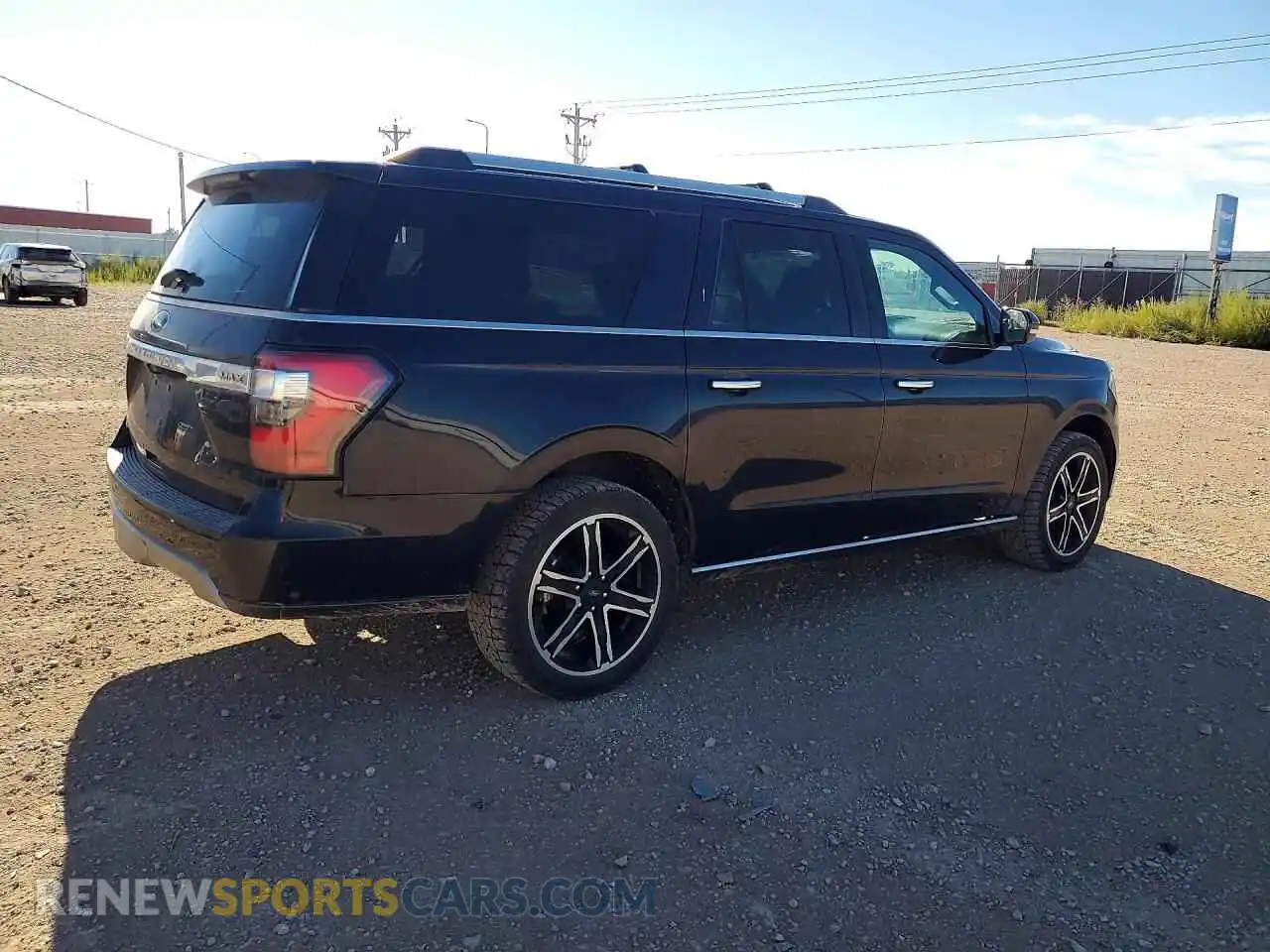 3 Photograph of a damaged car 1FMJK2AT9MEA84746 FORD EXPEDITION 2021