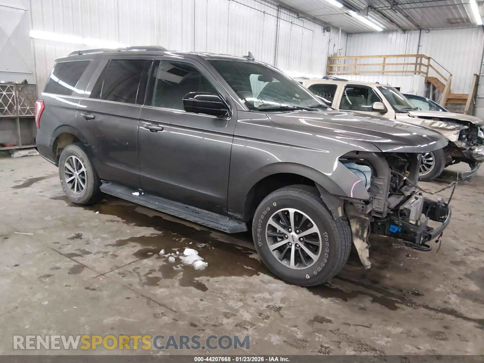 1 Photograph of a damaged car 1FMJU1GT8MEA42578 FORD EXPEDITION 2021
