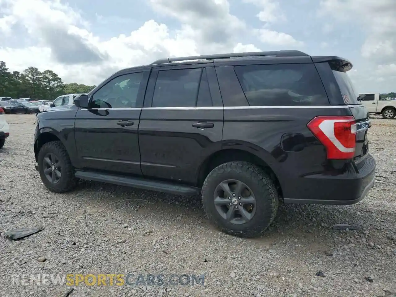 2 Photograph of a damaged car 1FMJU1HT0MEA03496 FORD EXPEDITION 2021