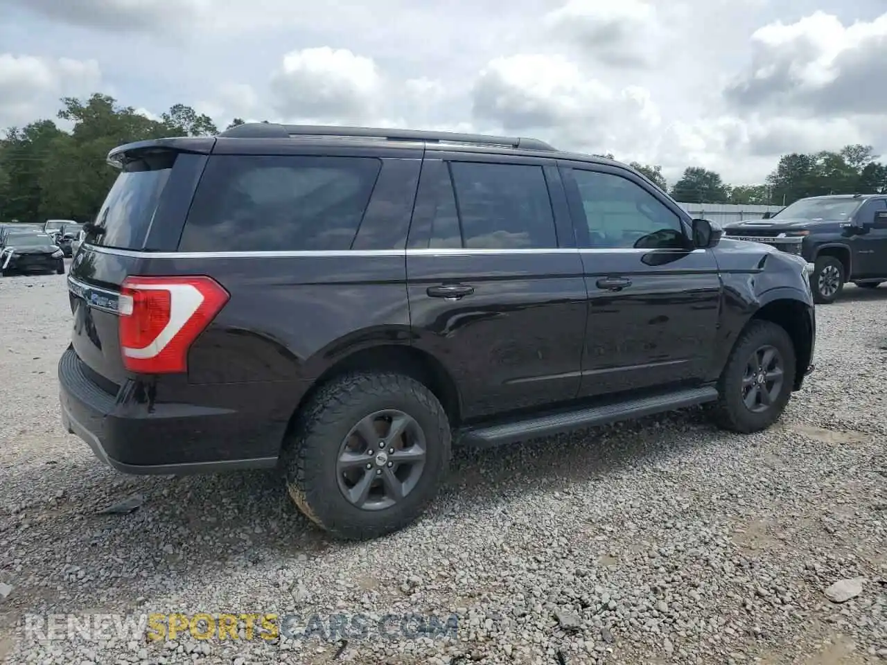 3 Photograph of a damaged car 1FMJU1HT0MEA03496 FORD EXPEDITION 2021