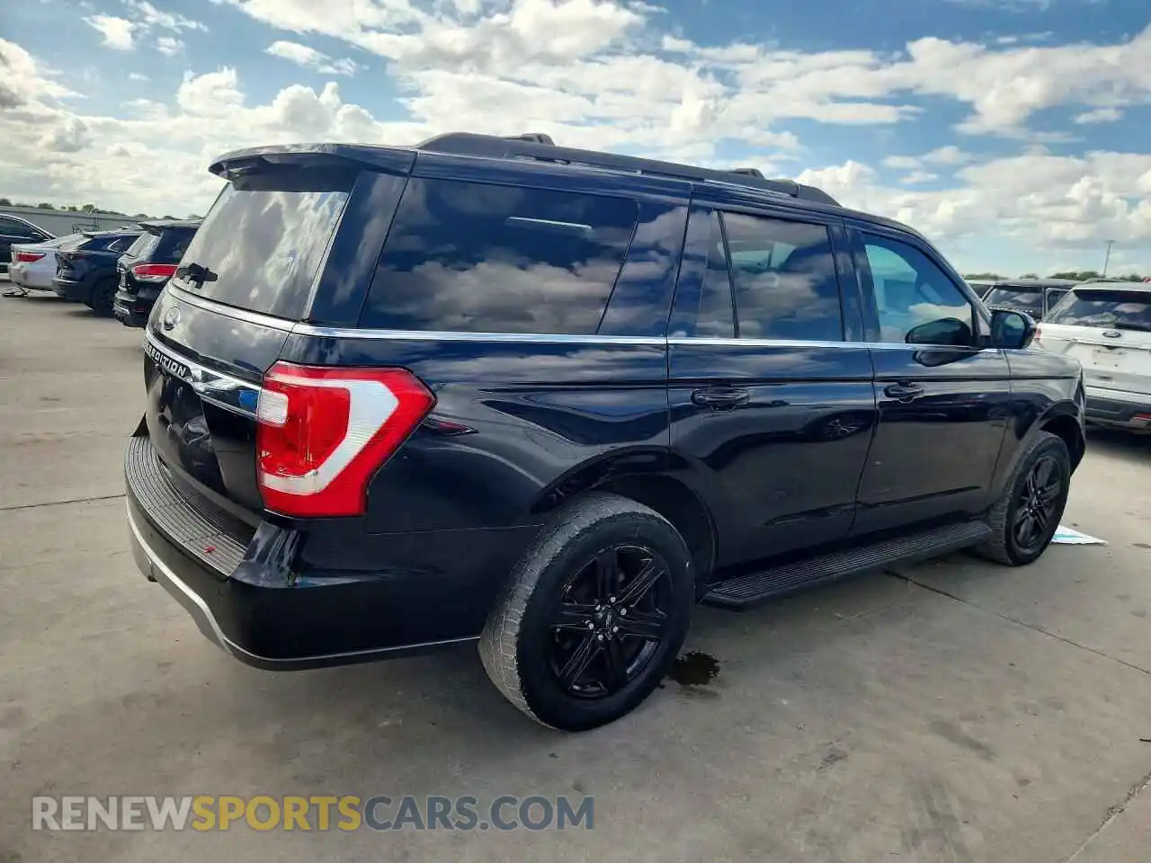 3 Photograph of a damaged car 1FMJU1HT0MEA66470 FORD EXPEDITION 2021