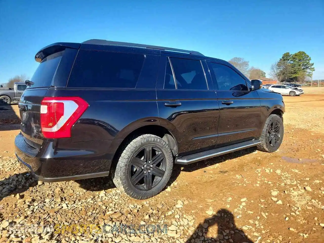 3 Photograph of a damaged car 1FMJU1HT4MEA16462 FORD EXPEDITION 2021
