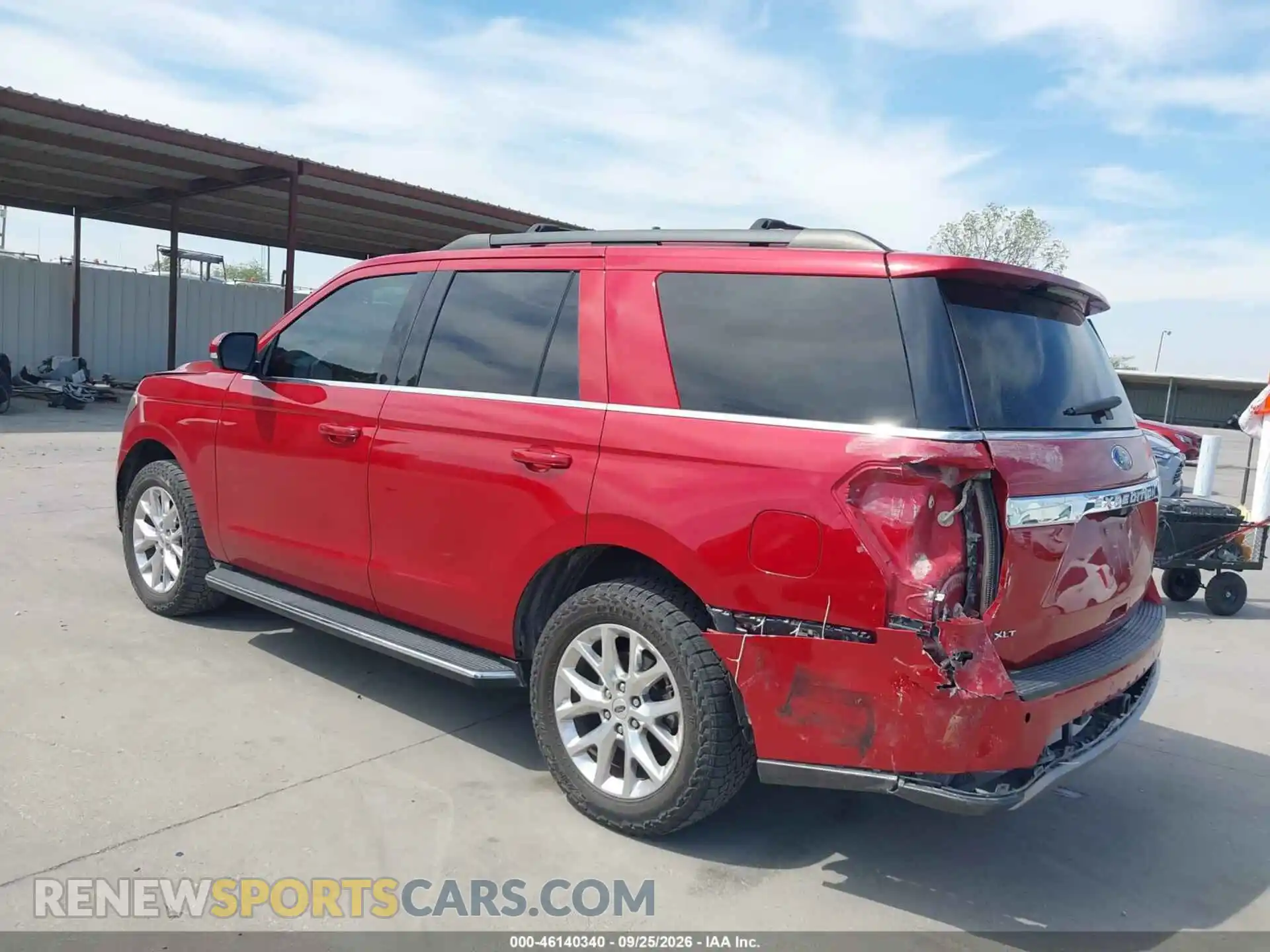 3 Photograph of a damaged car 1FMJU1HT4MEA50238 FORD EXPEDITION 2021
