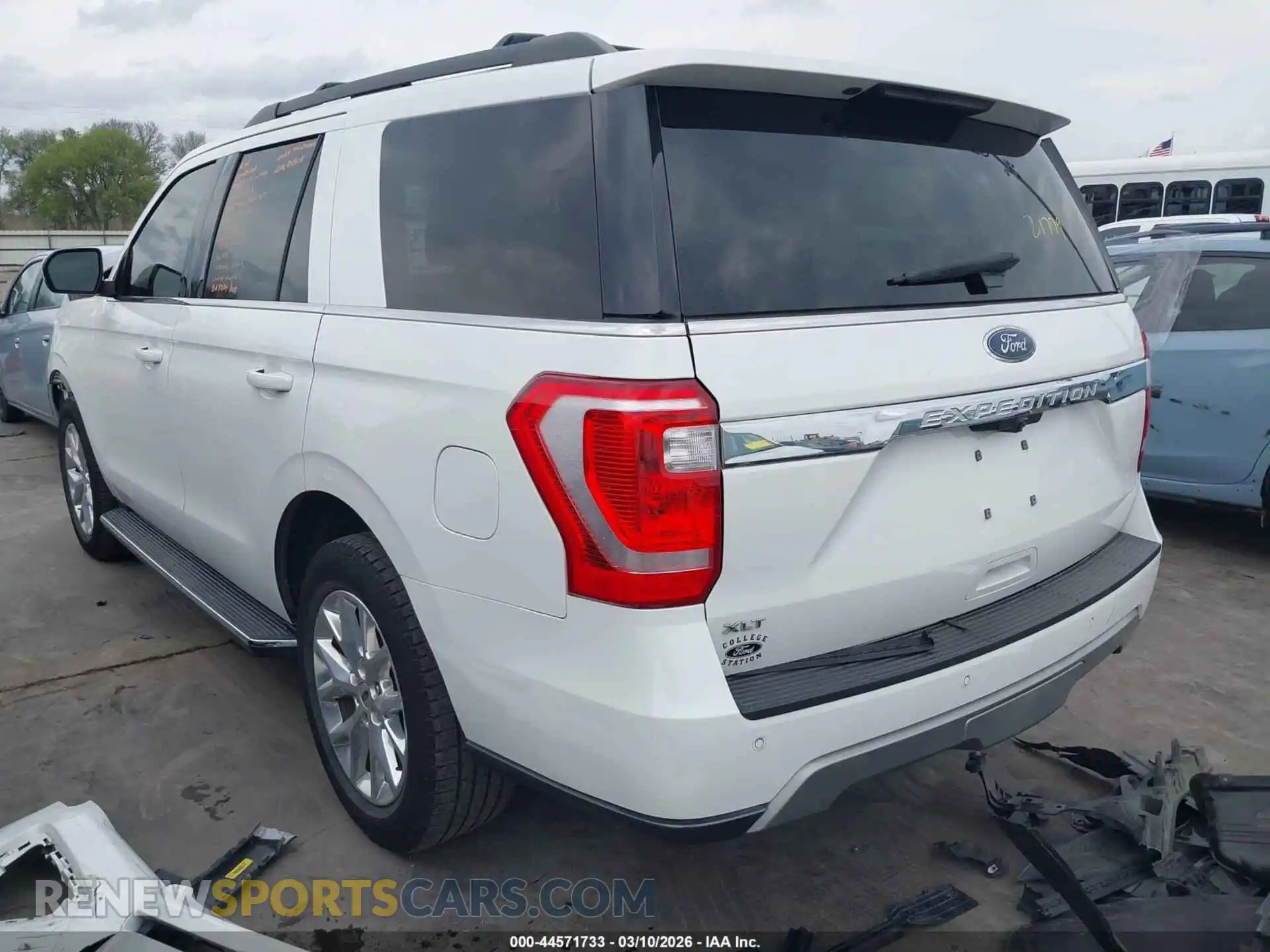 3 Photograph of a damaged car 1FMJU1HT7MEA58690 FORD EXPEDITION 2021