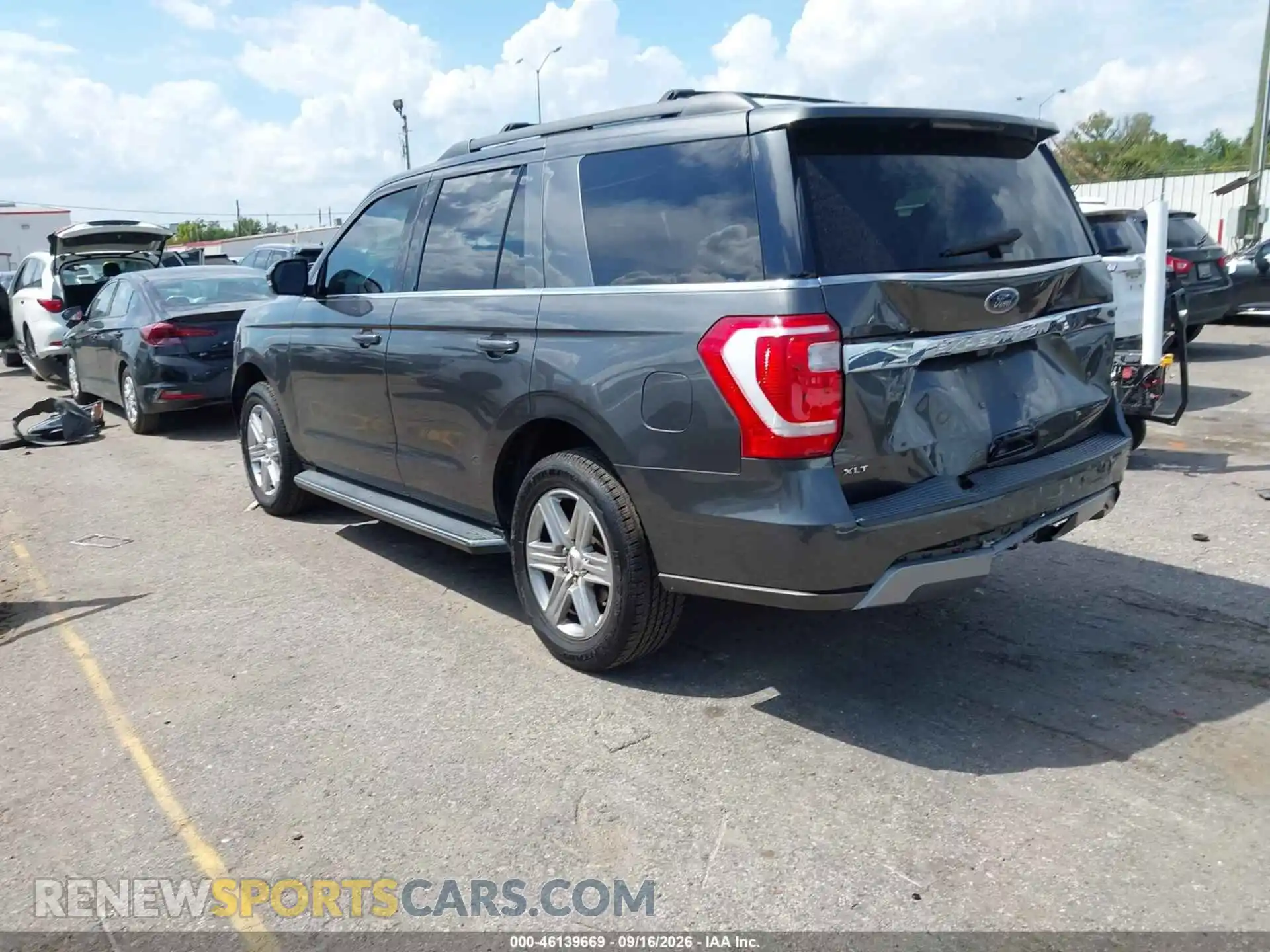 3 fotografías del automóvil dañado 1FMJU1HT8MEA04136 FORD EXPEDITION 2021
