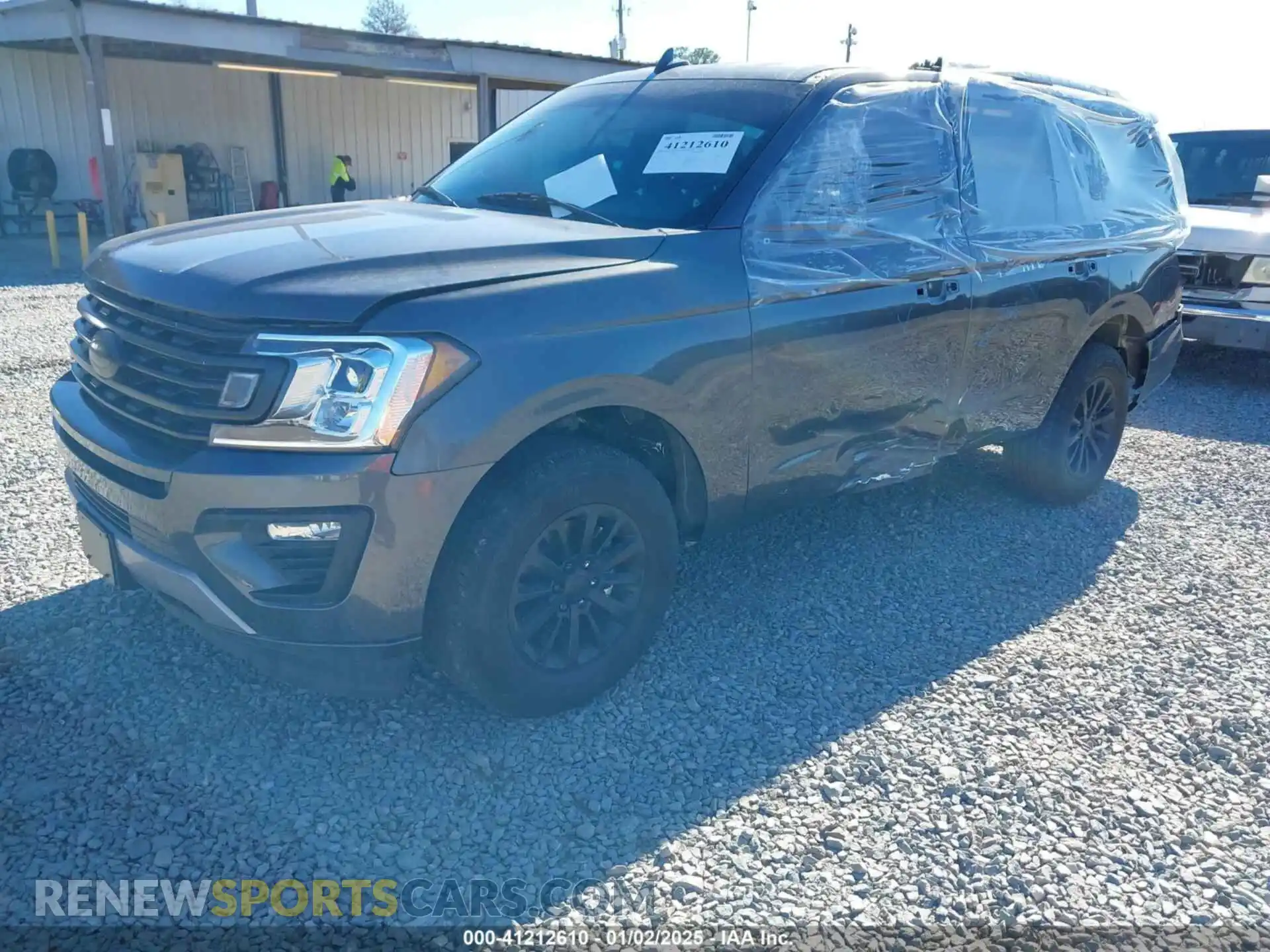 2 Photograph of a damaged car 1FMJU1HT8MEA75501 FORD EXPEDITION 2021