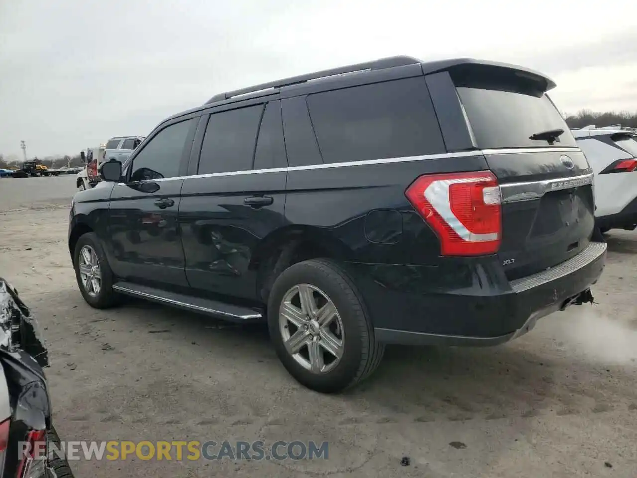 2 fotografías del automóvil dañado 1FMJU1HT9MEA35301 FORD EXPEDITION 2021