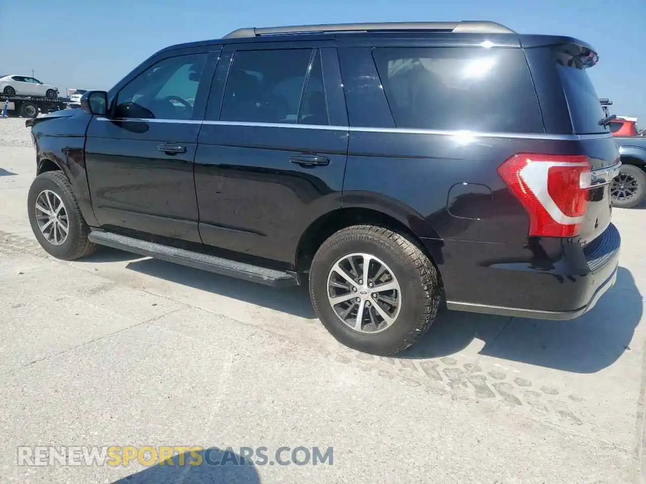 2 Photograph of a damaged car 1FMJU1HT9MEA53247 FORD EXPEDITION 2021