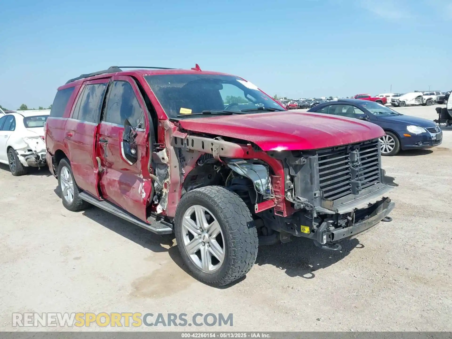 1 Photograph of a damaged car 1FMJU1JT0MEA01905 FORD EXPEDITION 2021