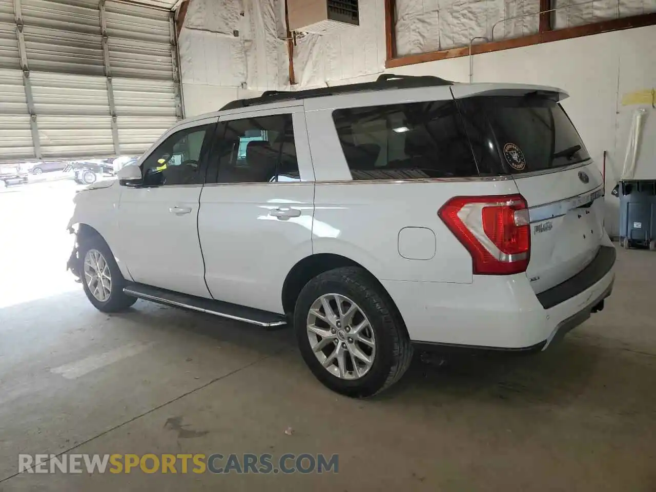 2 Photograph of a damaged car 1FMJU1JT0MEA24567 FORD EXPEDITION 2021