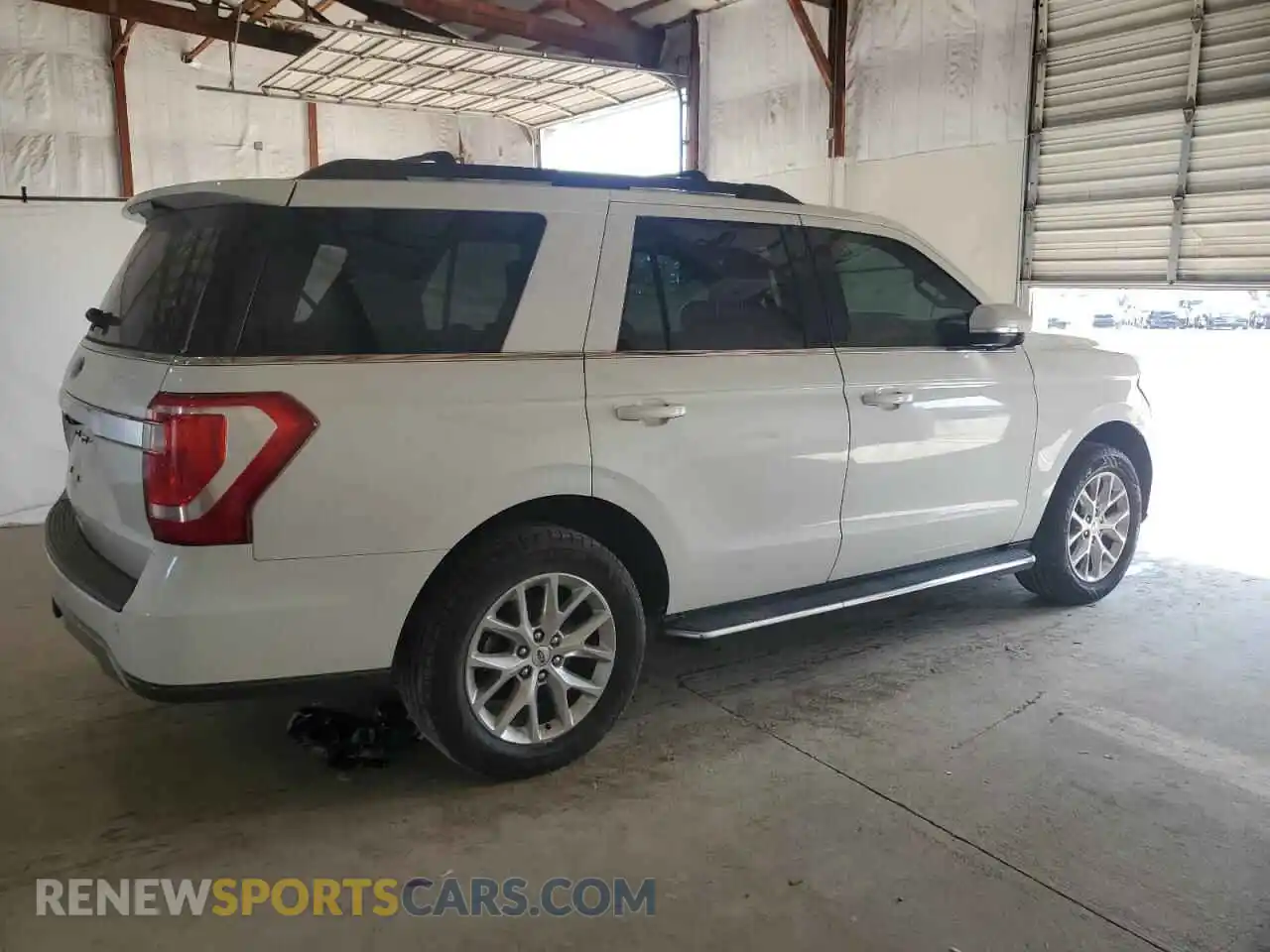 3 Photograph of a damaged car 1FMJU1JT0MEA24567 FORD EXPEDITION 2021