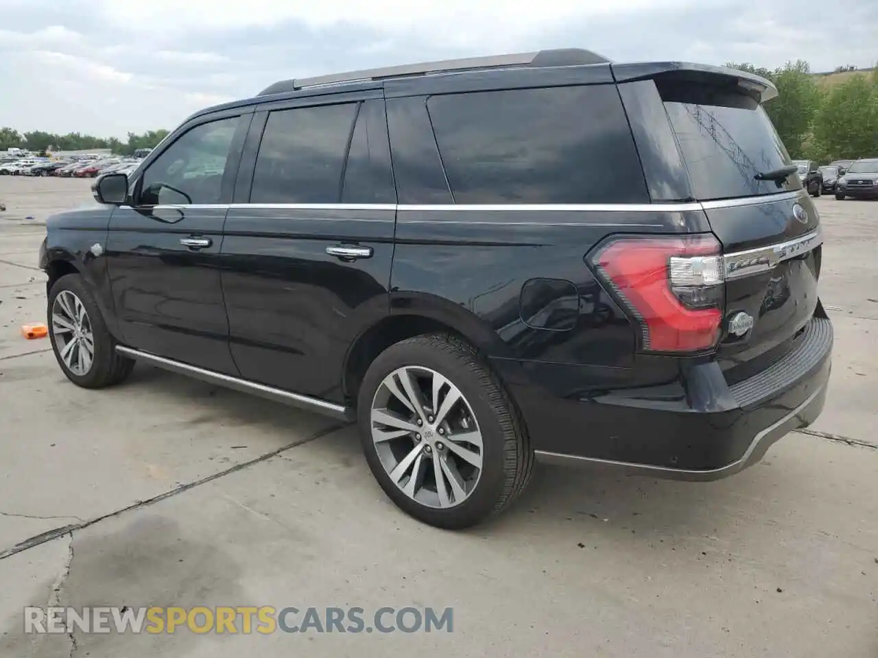 2 Photograph of a damaged car 1FMJU1PT1MEA33656 FORD EXPEDITION 2021