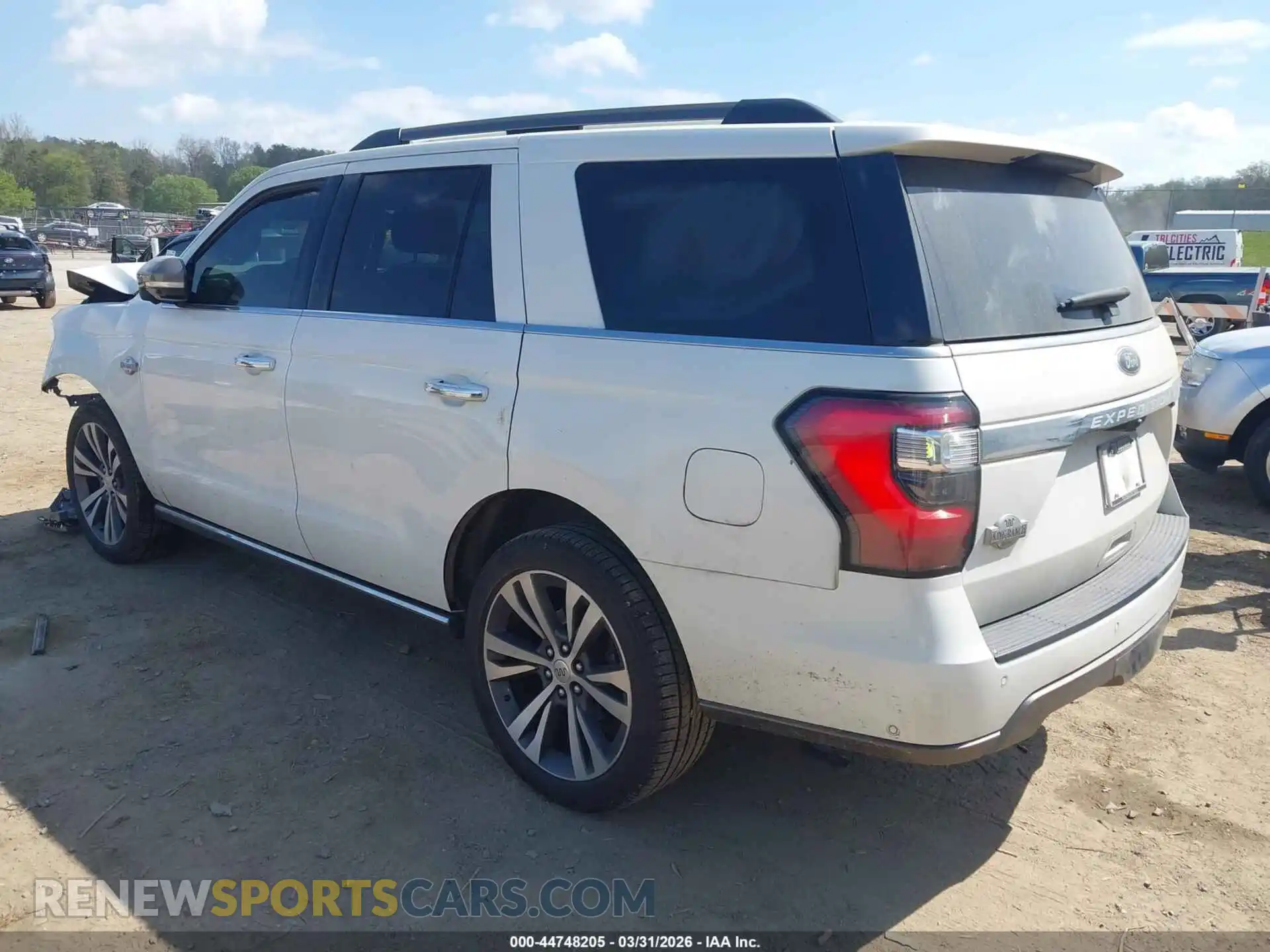 3 fotografías del automóvil dañado 1FMJU1PT7MEA72235 FORD EXPEDITION 2021