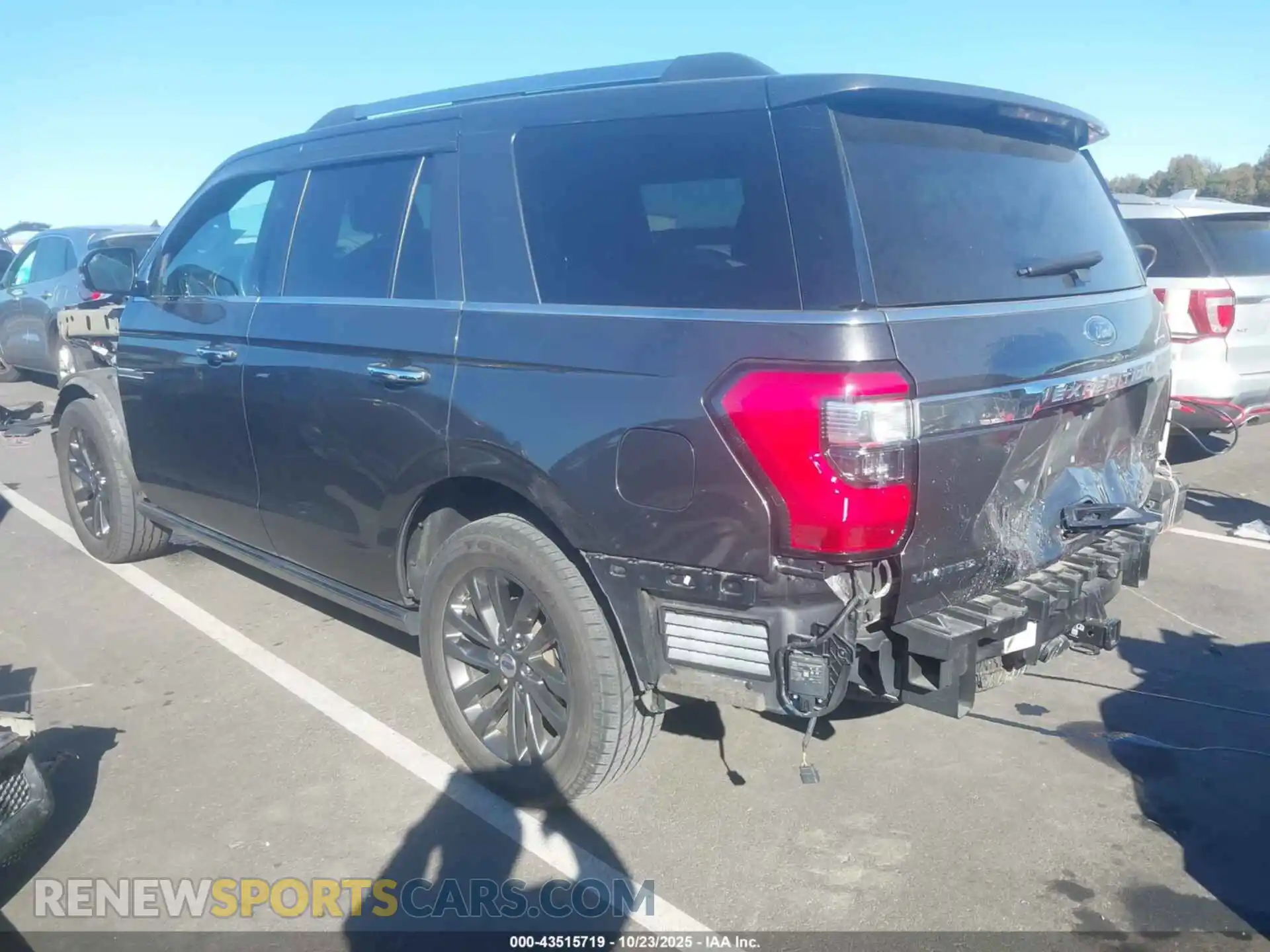 3 Photograph of a damaged car 1FMJU2AT2MEA50934 FORD EXPEDITION 2021