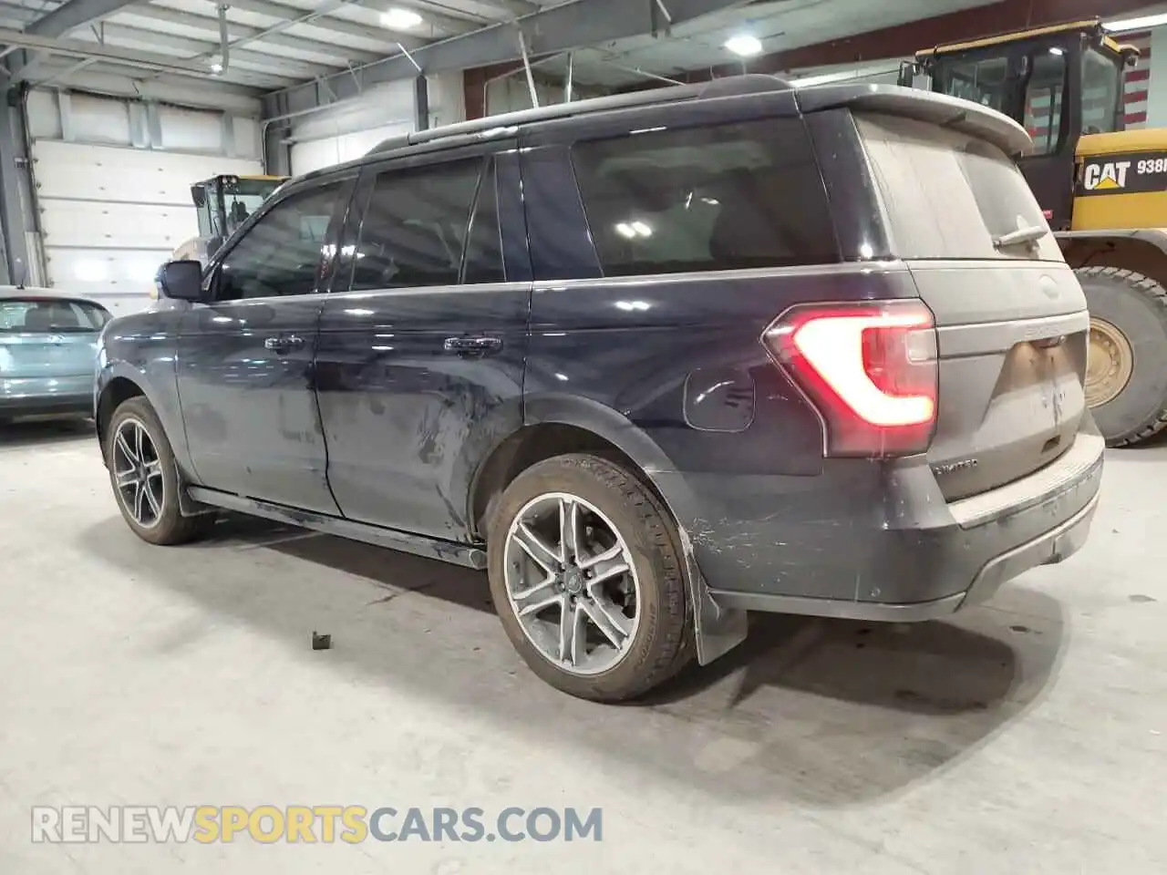 2 Photograph of a damaged car 1FMJU2AT2MEA62792 FORD EXPEDITION 2021