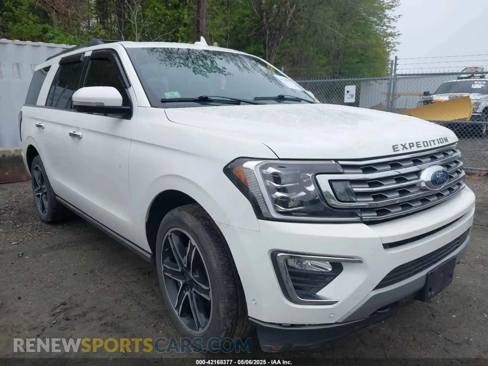 1 Photograph of a damaged car 1FMJU2AT5MEA63726 FORD EXPEDITION 2021