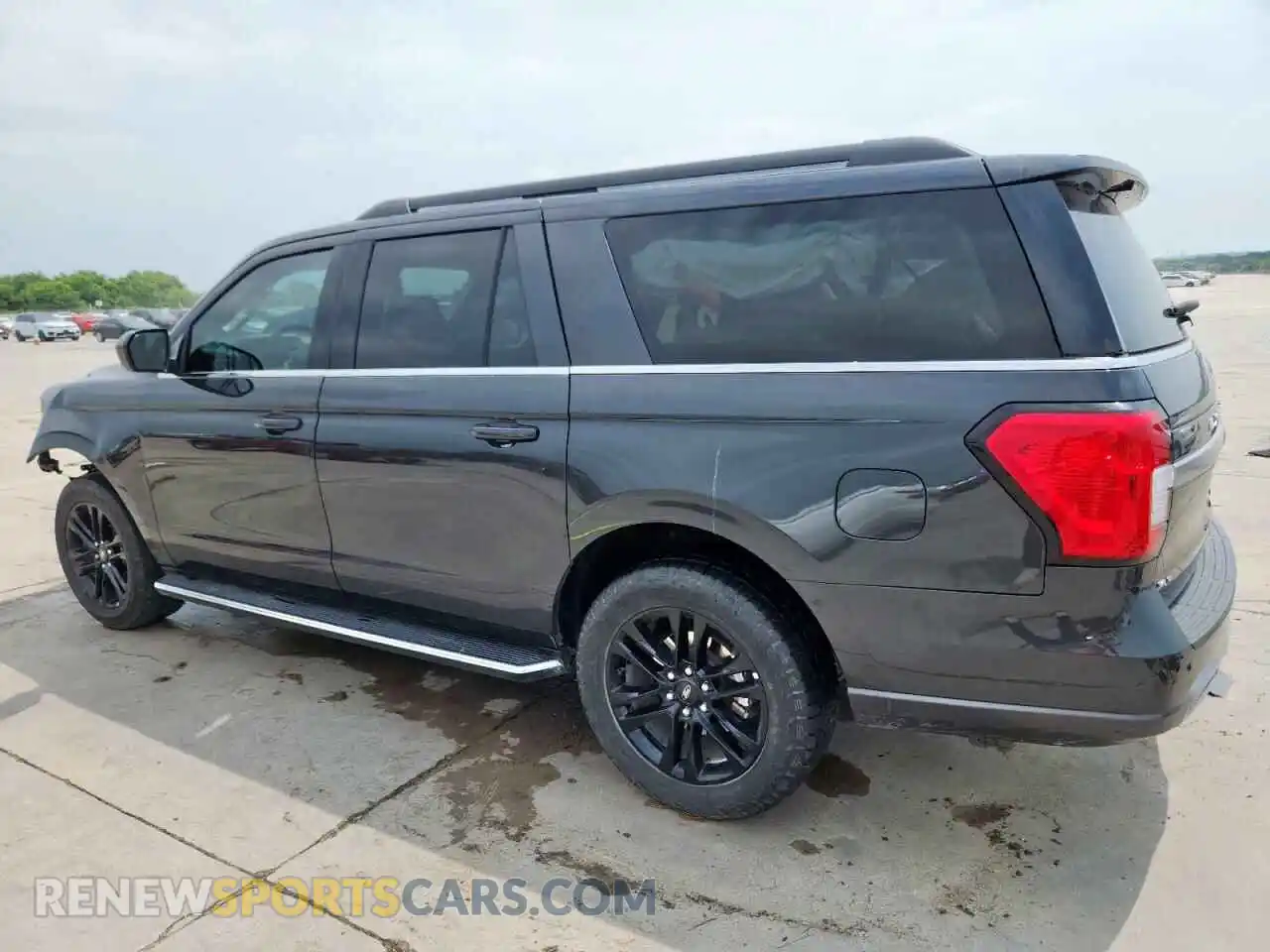 2 Photograph of a damaged car 1FMJK1HT8NEA62920 FORD EXPEDITION 2022