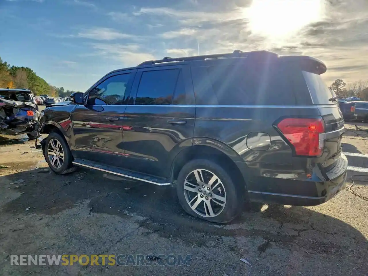 2 Photograph of a damaged car 1FMJU1HT7NEA61736 FORD EXPEDITION 2022