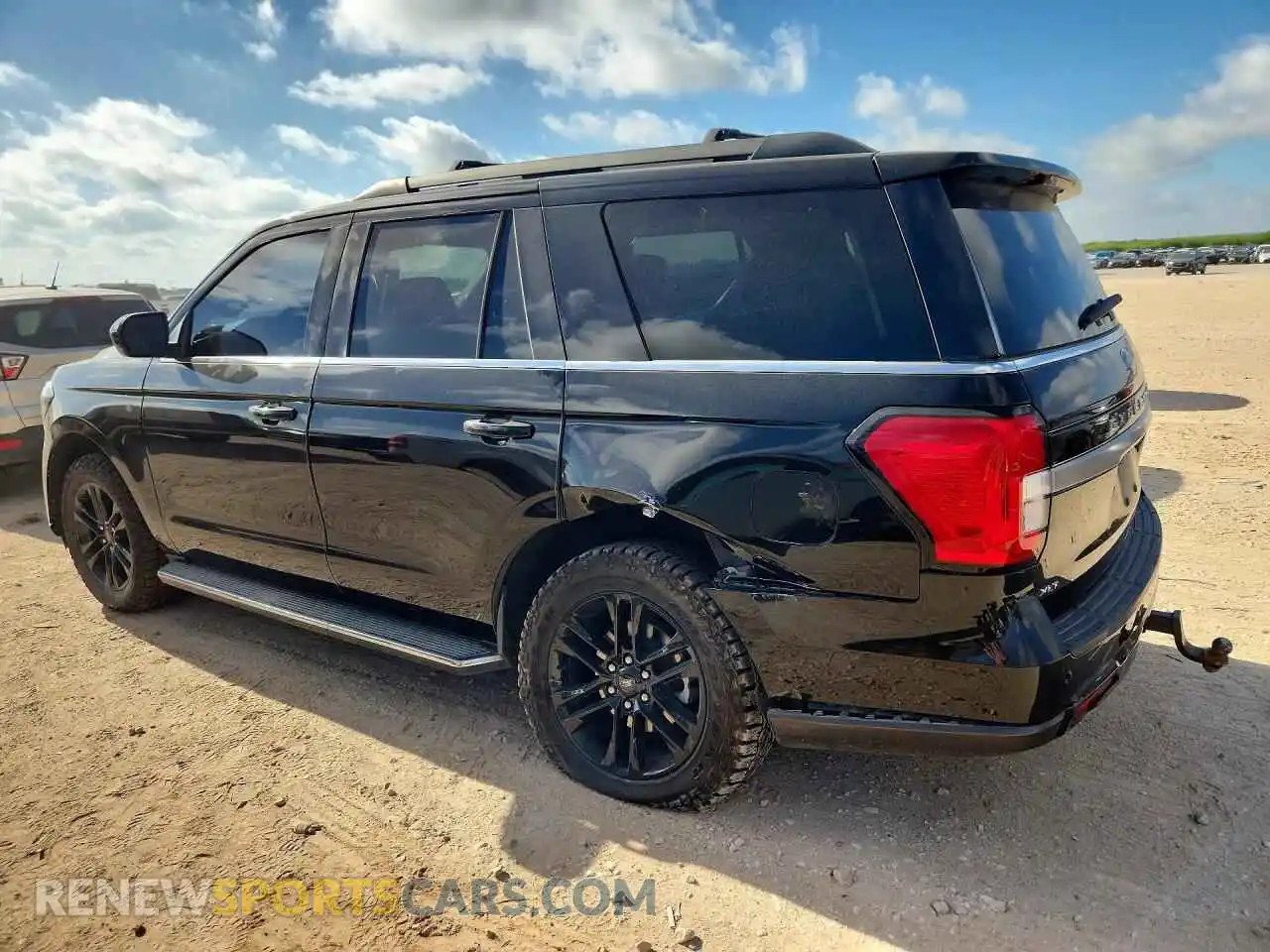 2 Фотография поврежденного автомобиля 1FMJU1HTXNEA58989 FORD EXPEDITION 2022
