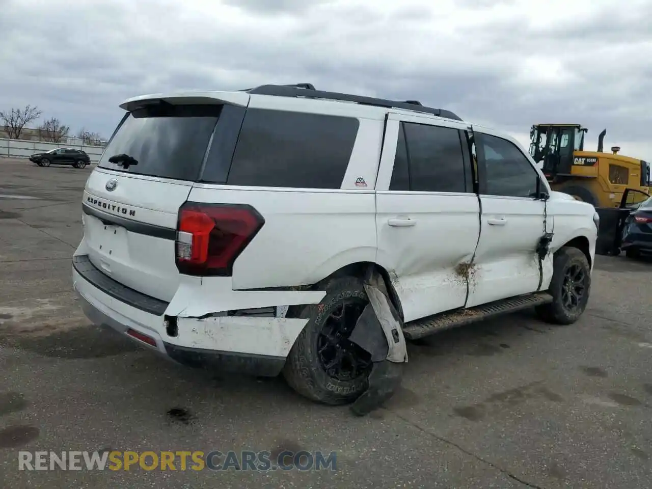3 Photograph of a damaged car 1FMJU1RT2NEA36743 FORD EXPEDITION 2022