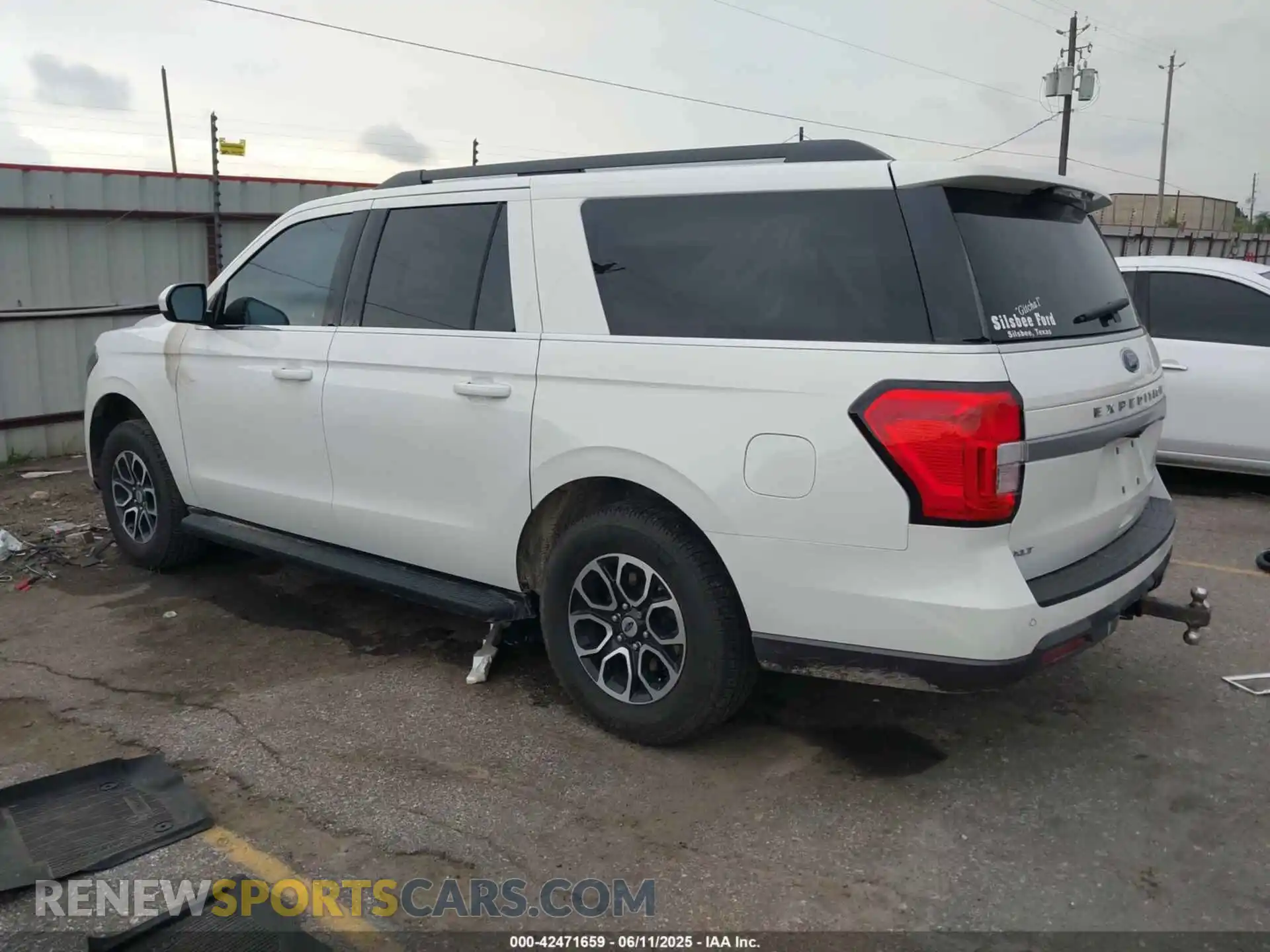 3 Photograph of a damaged car 1FMJK1H80PEA52378 FORD EXPEDITION 2023