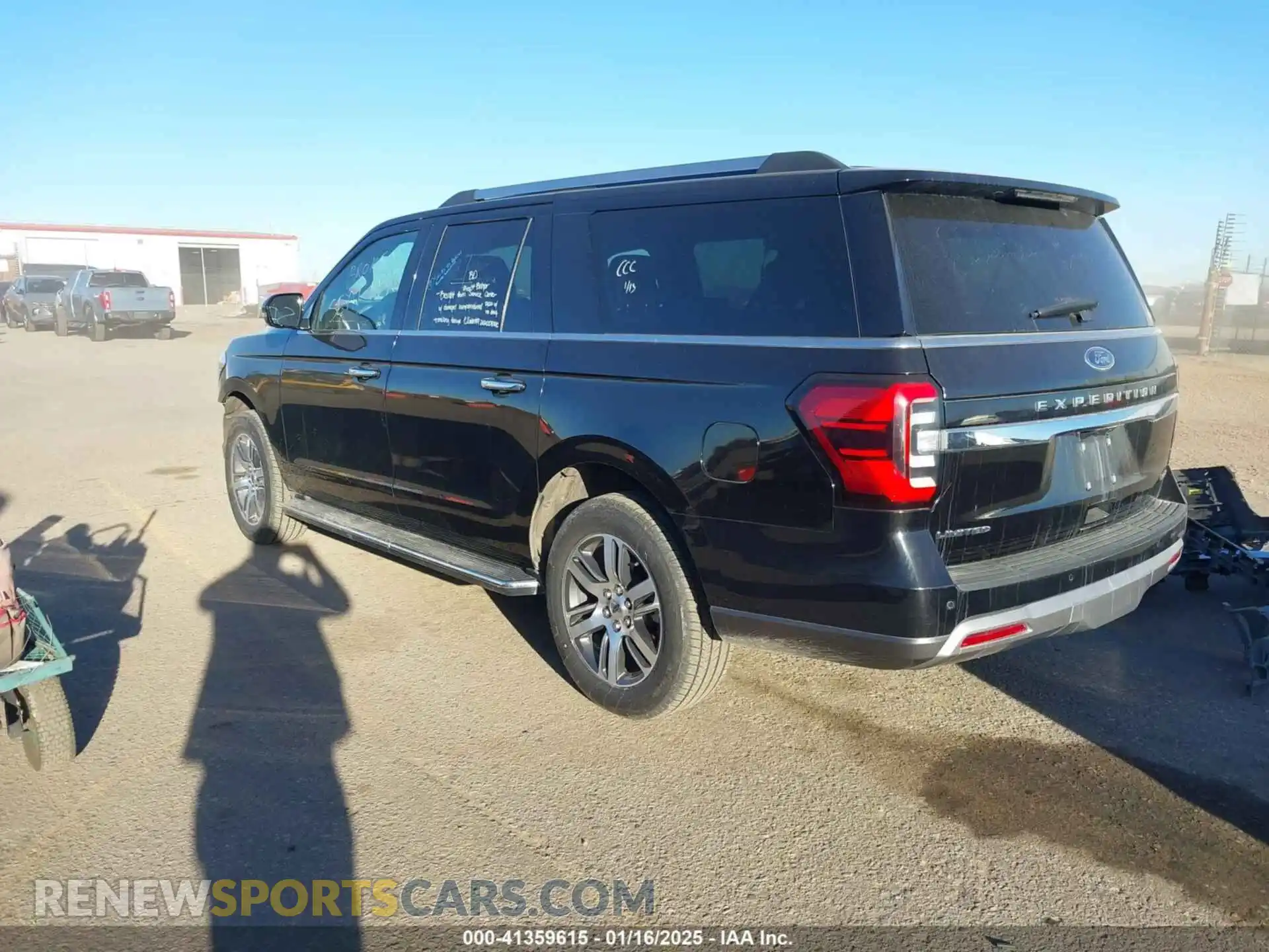 3 Photograph of a damaged car 1FMJK1K87PEA03414 FORD EXPEDITION 2023