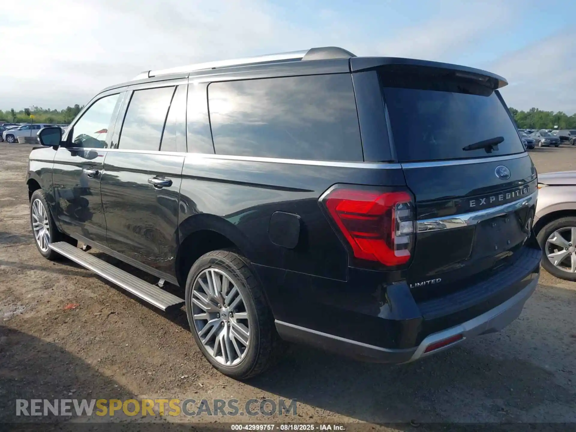 3 Photograph of a damaged car 1FMJK2A80PEA41008 FORD EXPEDITION 2023