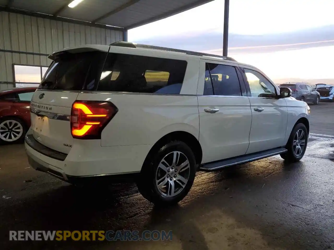 3 Photograph of a damaged car 1FMJK2A89PEA51035 FORD EXPEDITION 2023